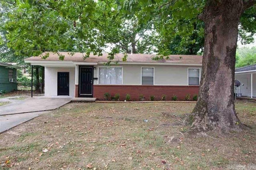 8915 Merrivale Dr Drive Property Photo 1