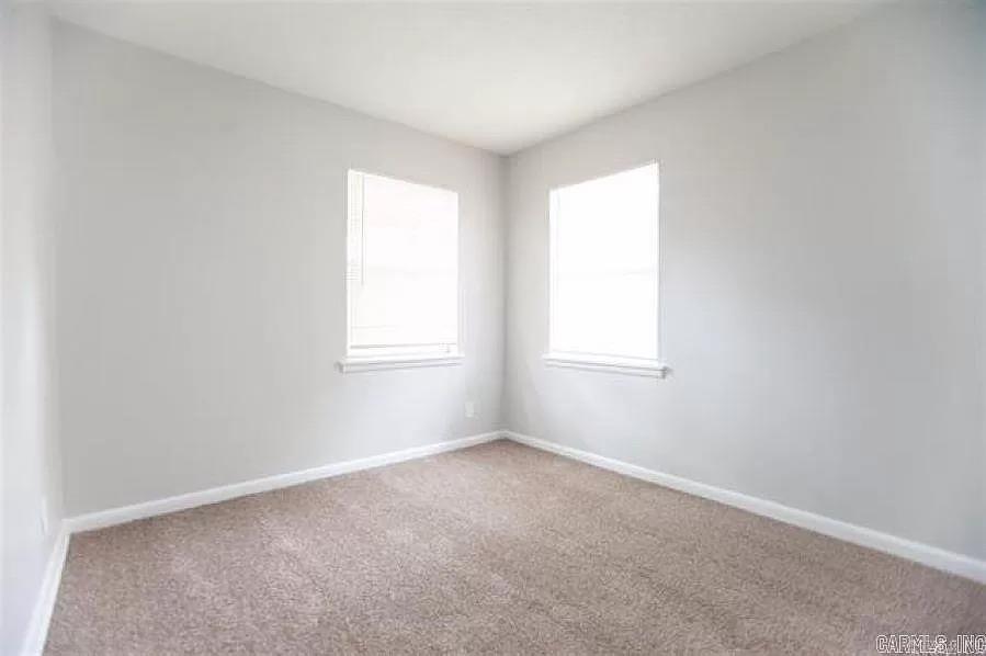 8915 Merrivale Dr Drive Property Photo 6