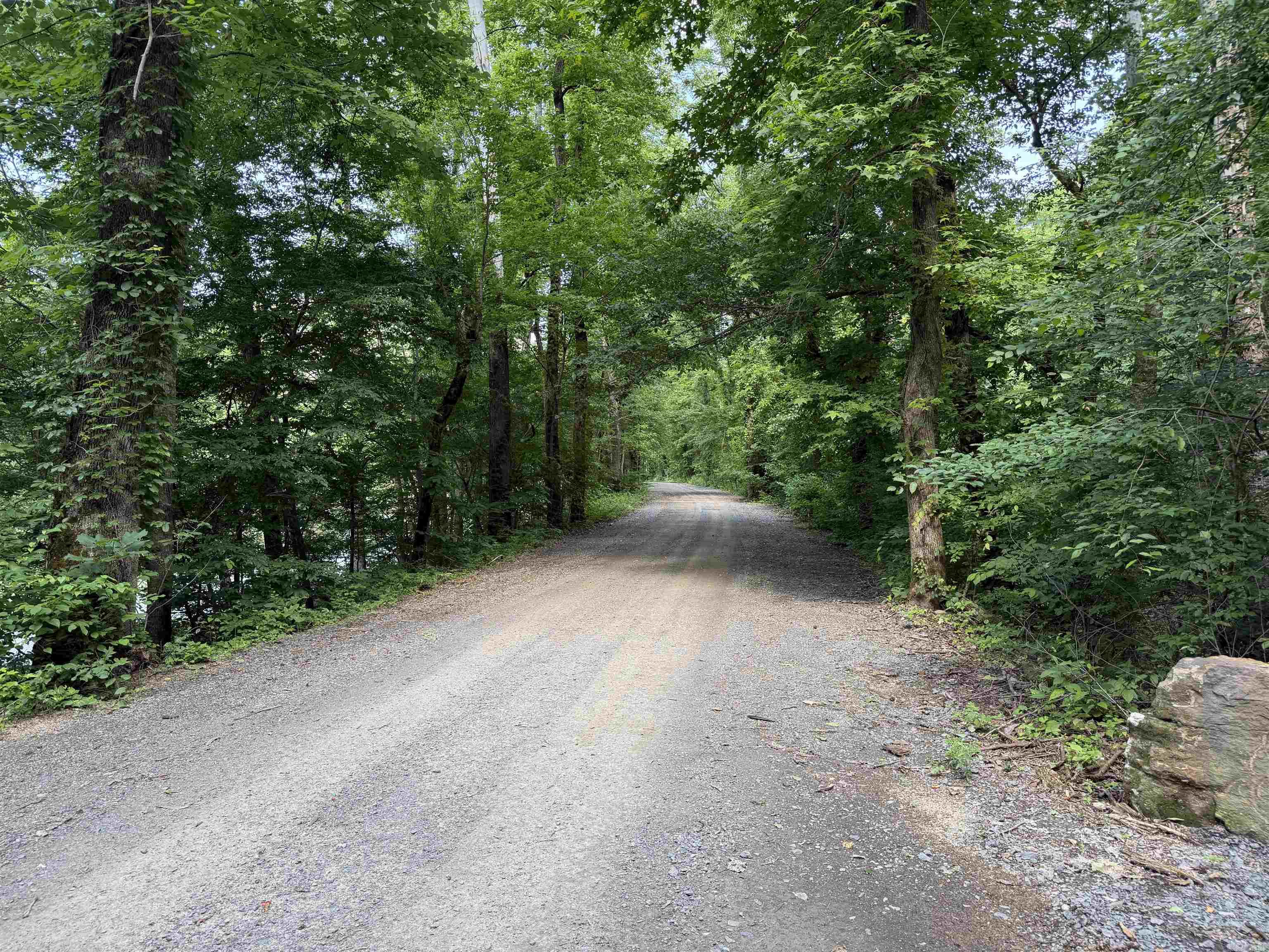 000 River Road Property Photo 10