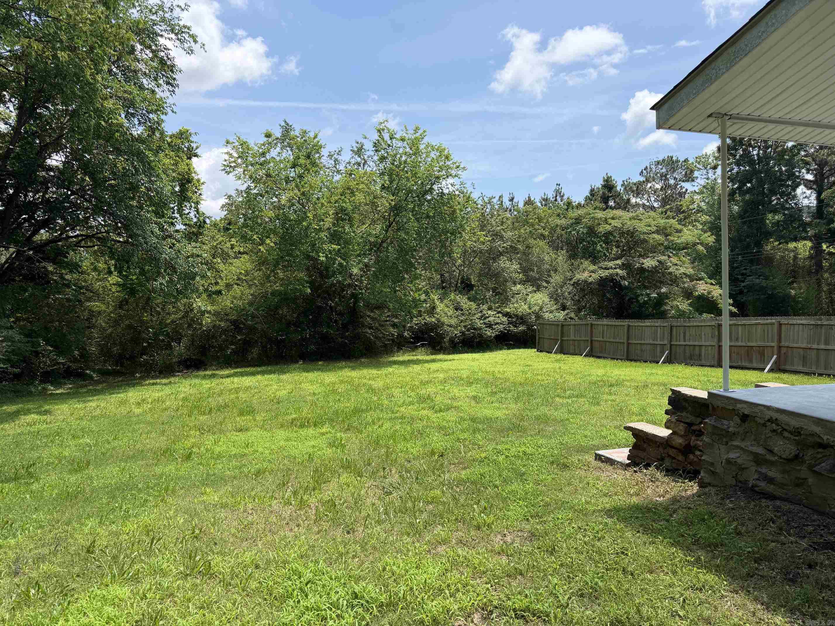 405 N Broadway Property Photo 5