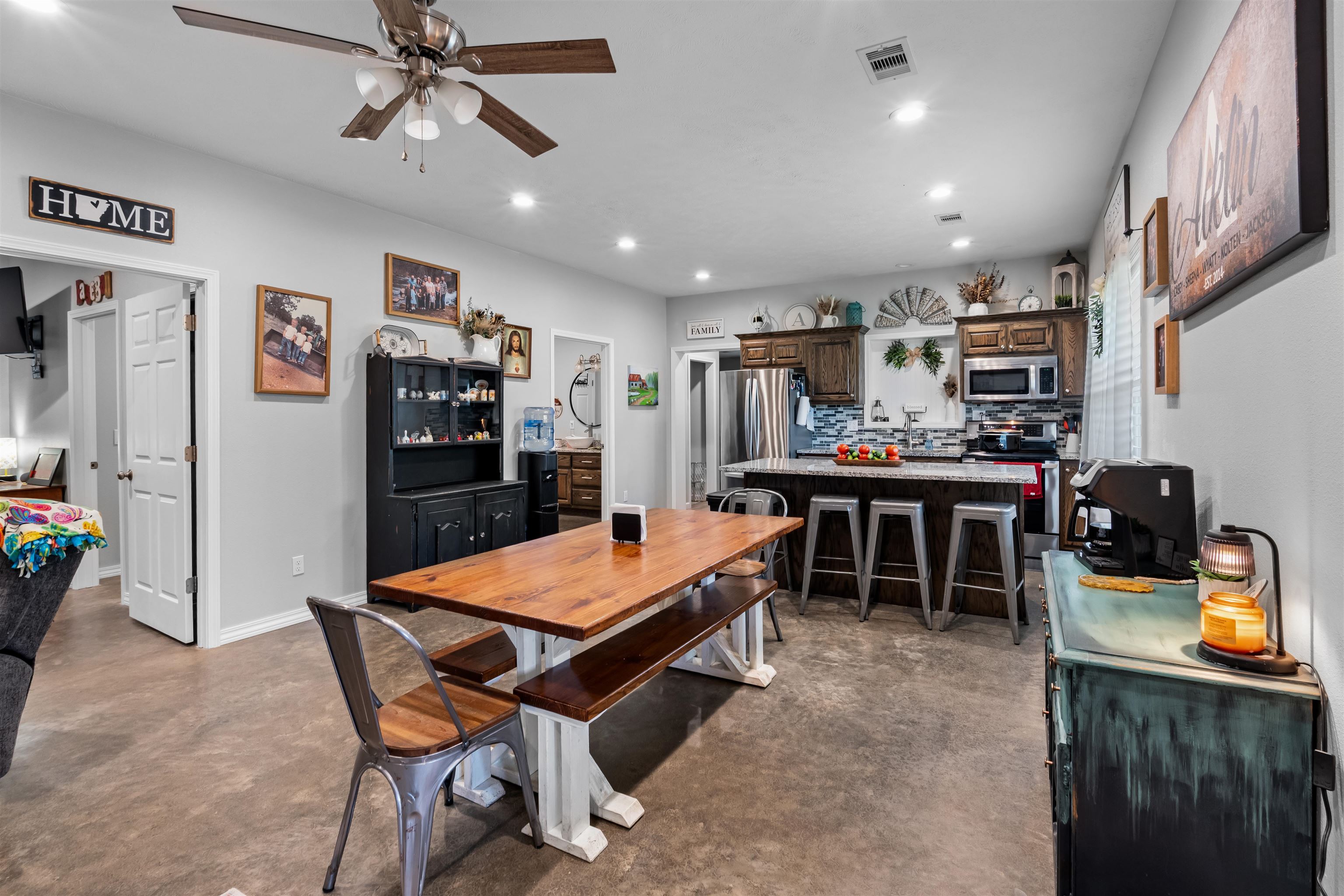 190 Sawyer Hollow Property Photo 3