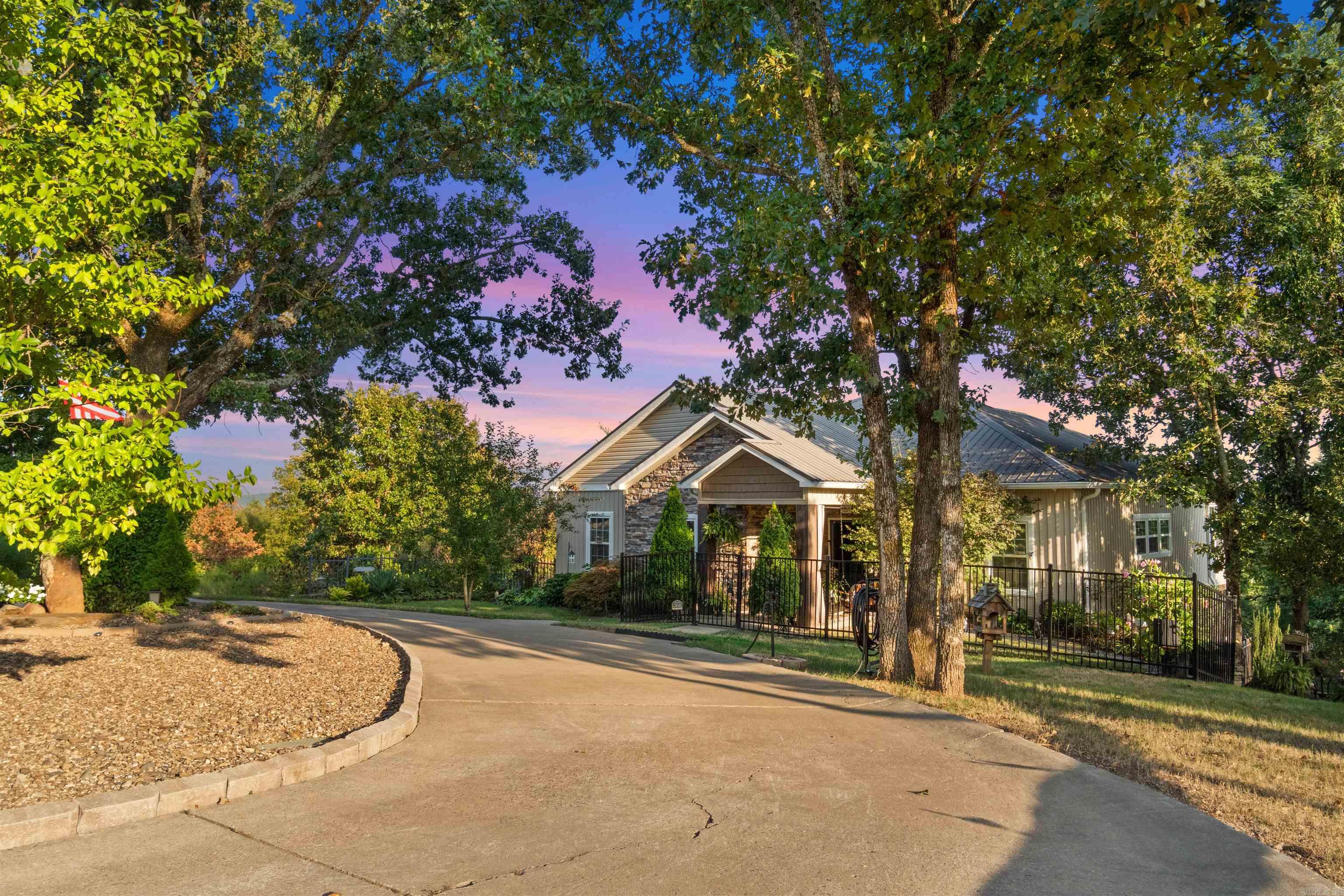 125 Vilanco Lane Property Photo 4