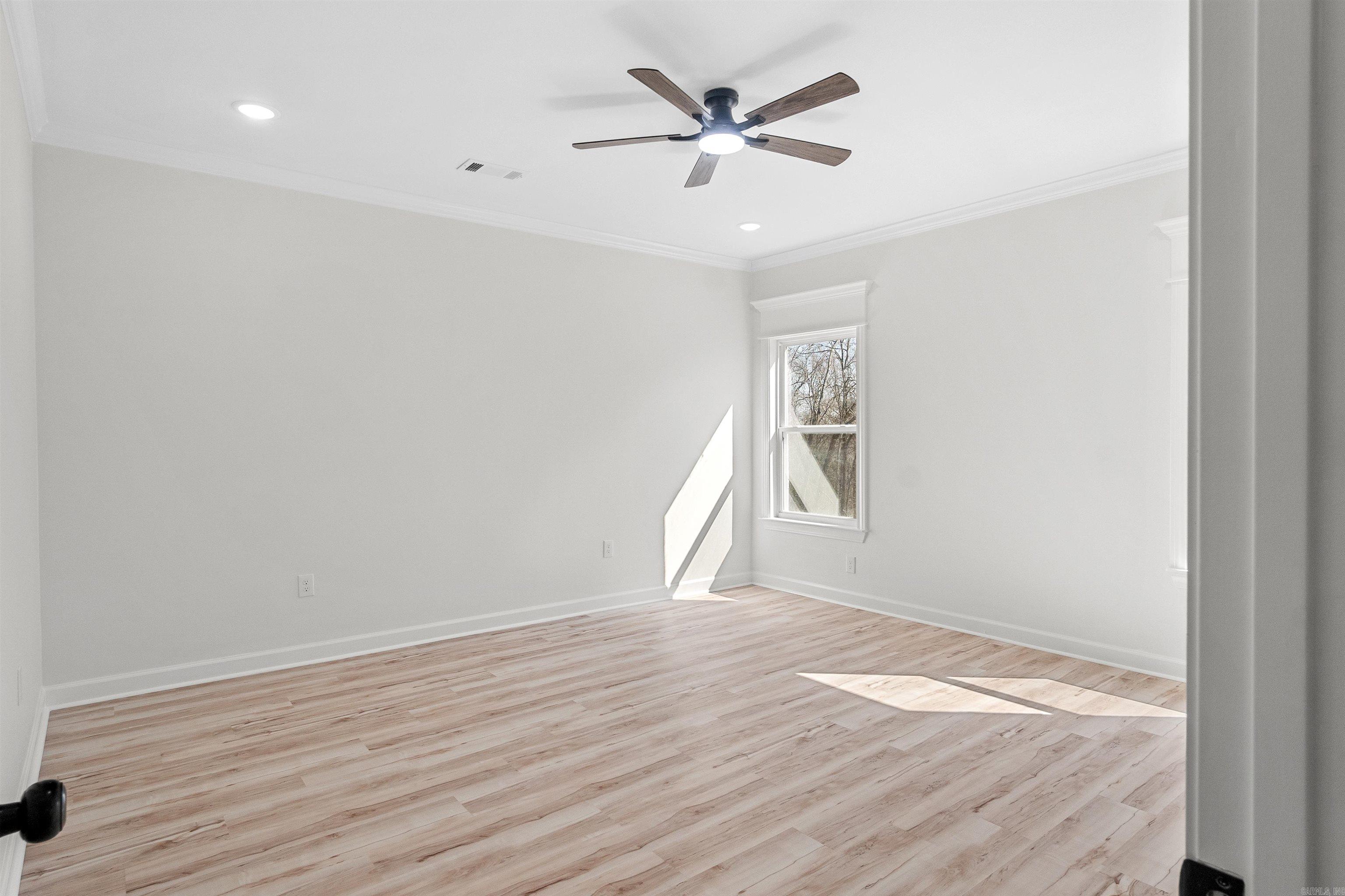 516 Madeleine Circle Property Photo 18
