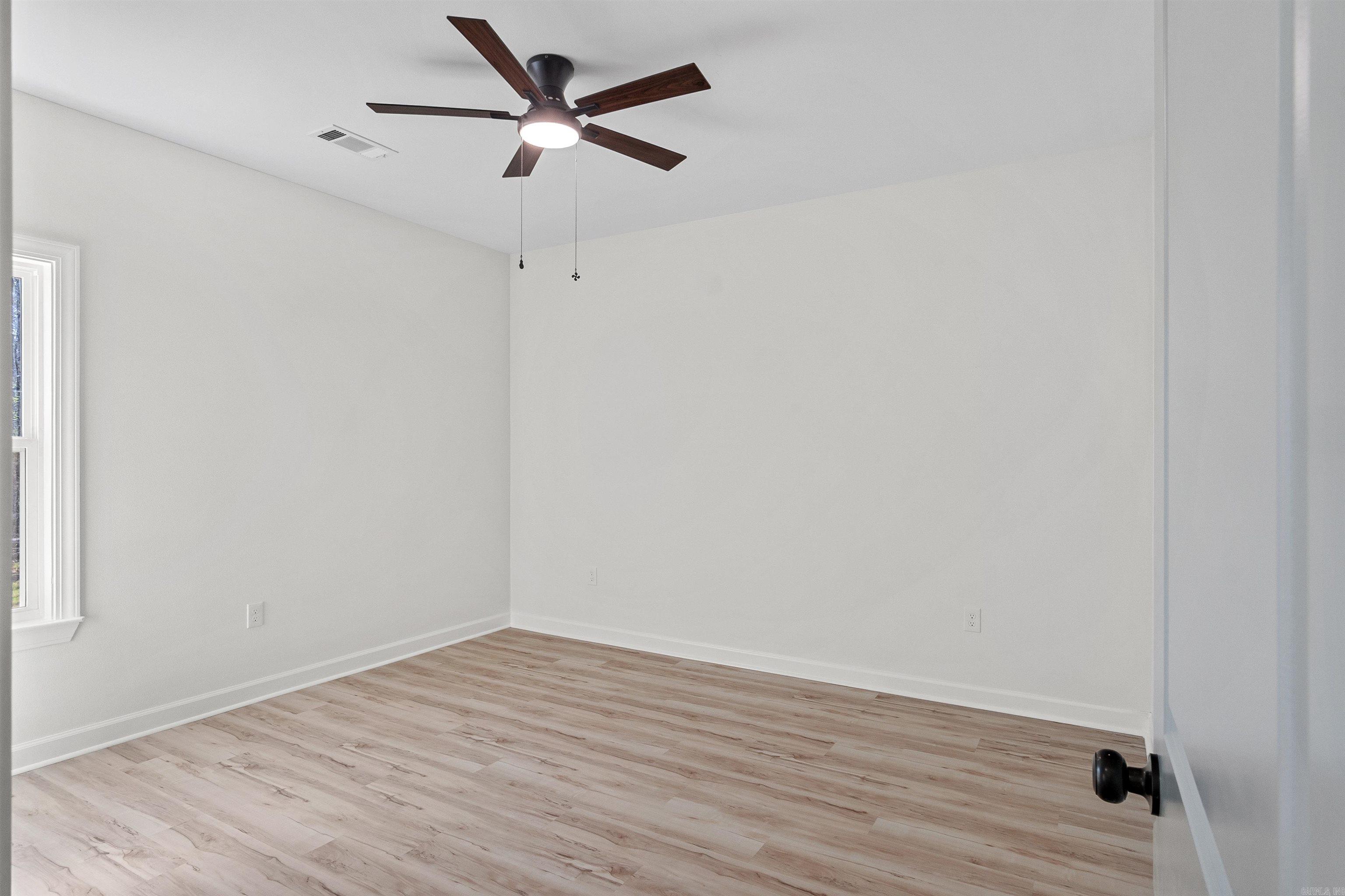 516 Madeleine Circle Property Photo 29