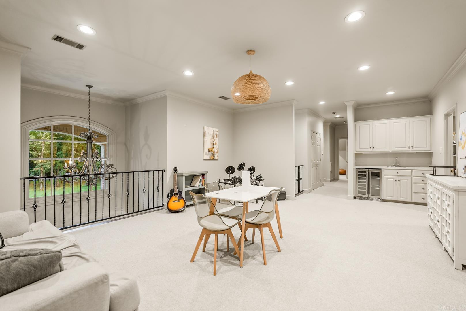 21 Somersett Drive Property Photo 35