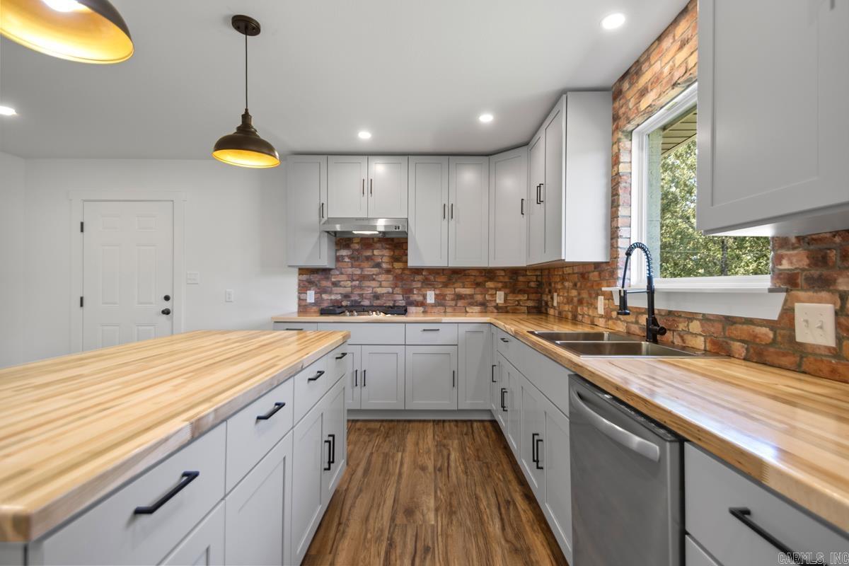 616 E Woodruff Avenue Property Photo 14