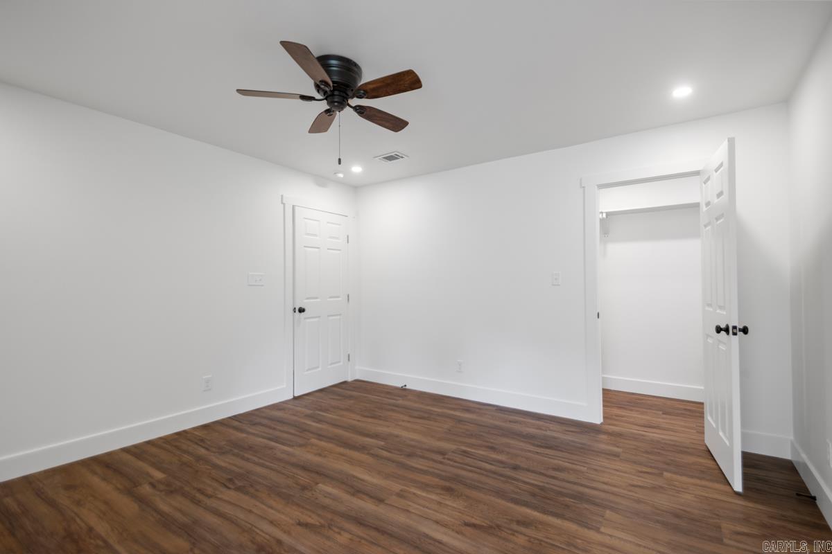 616 E Woodruff Avenue Property Photo 23