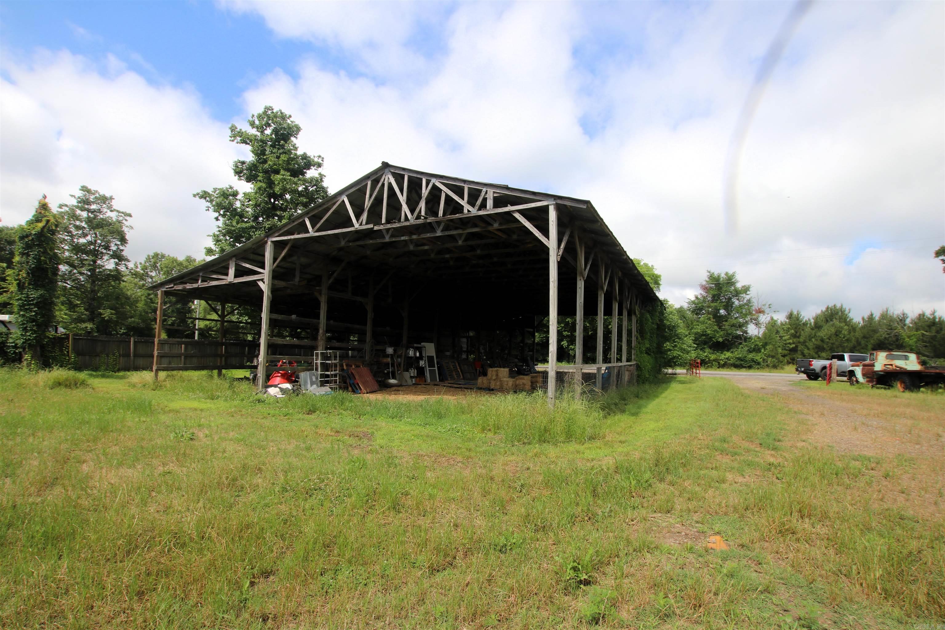 000 Happy Bend Road Property Photo 16