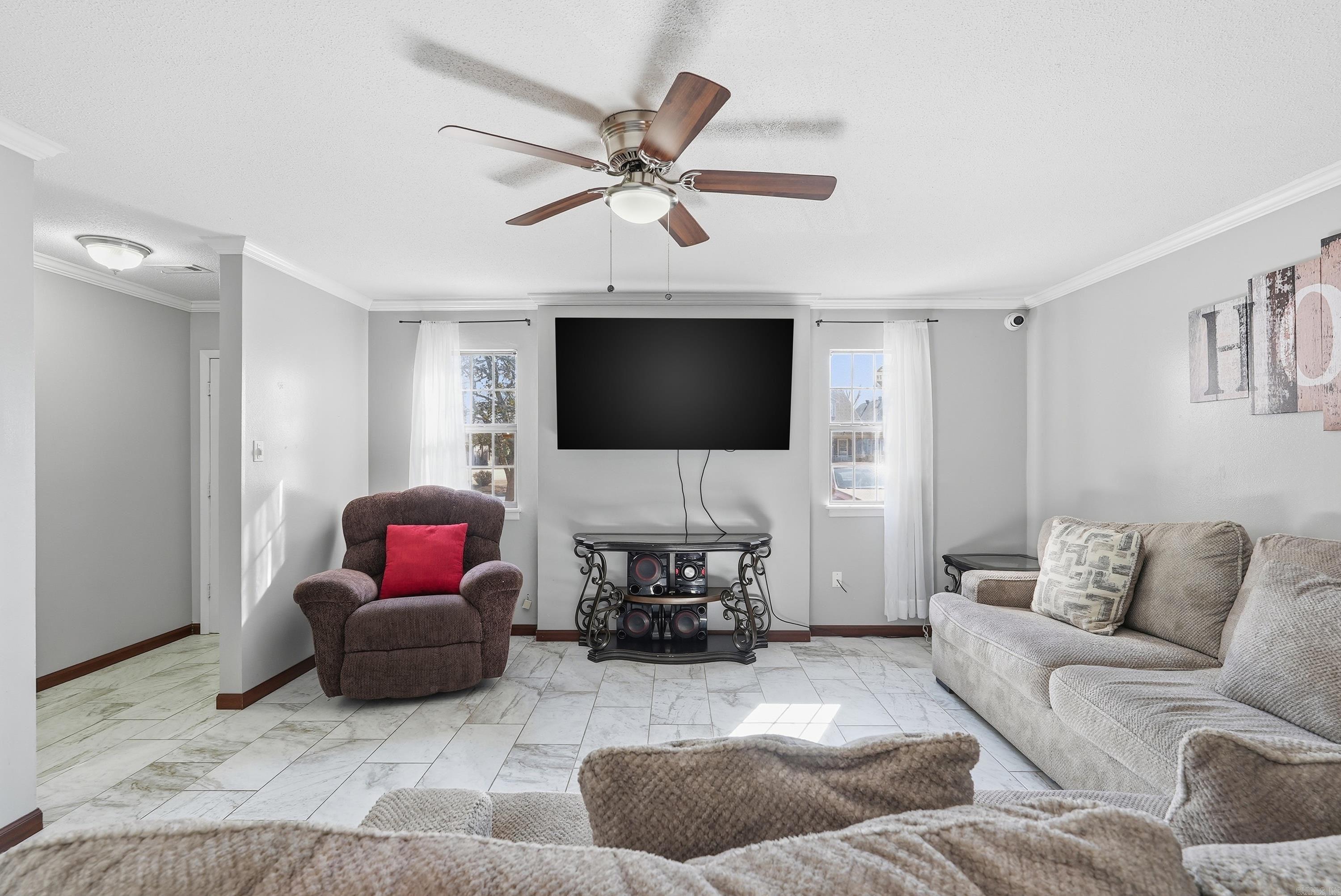 16 Burnett Circle Property Photo 8