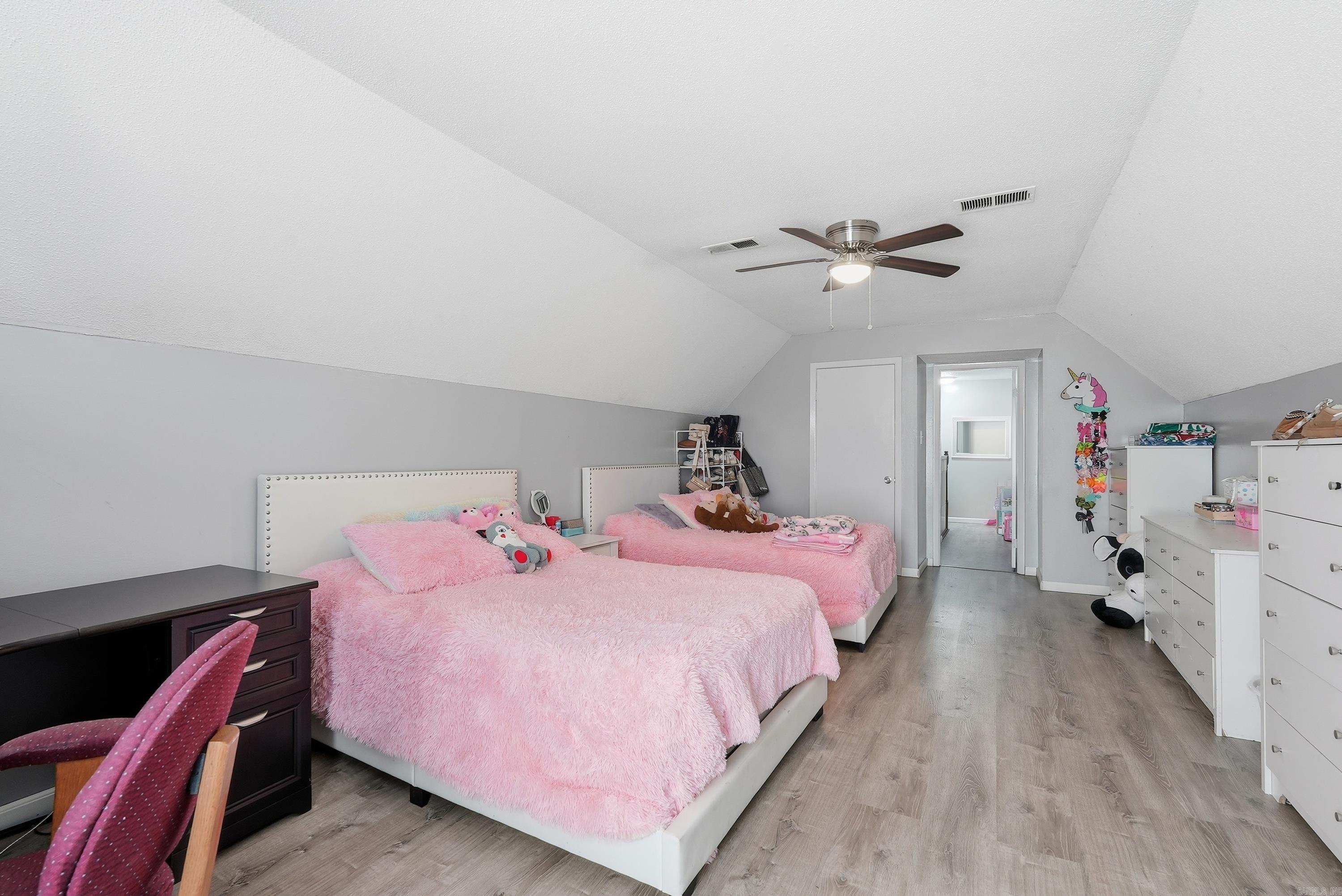16 Burnett Circle Property Photo 23