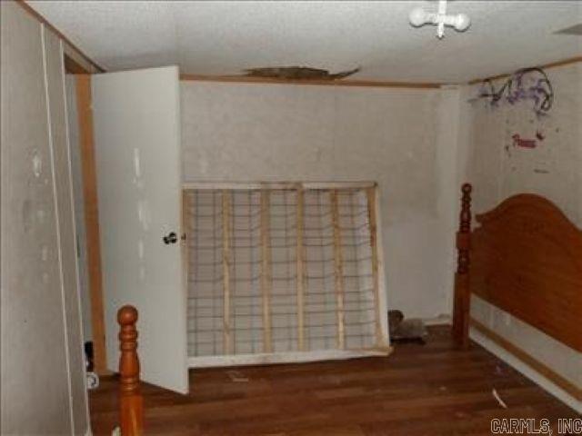 4216 E 38th Street Property Photo 2