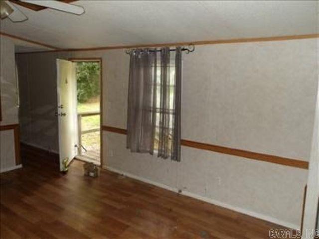 4216 E 38th Street Property Photo 8
