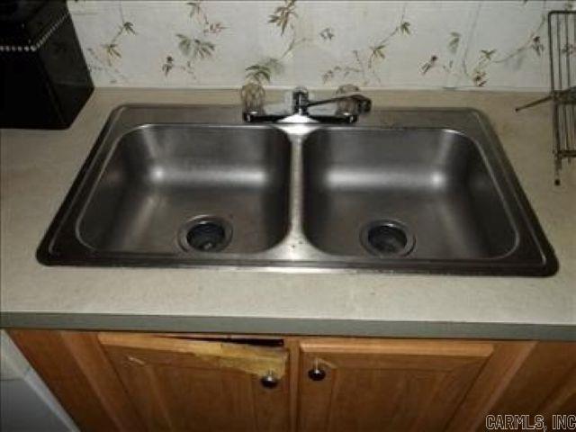 4216 E 38th Street Property Photo 11