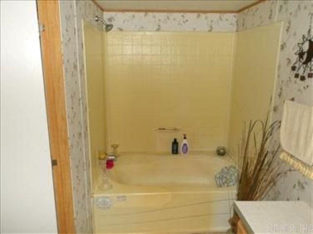 4216 E 38th Street Property Photo 22