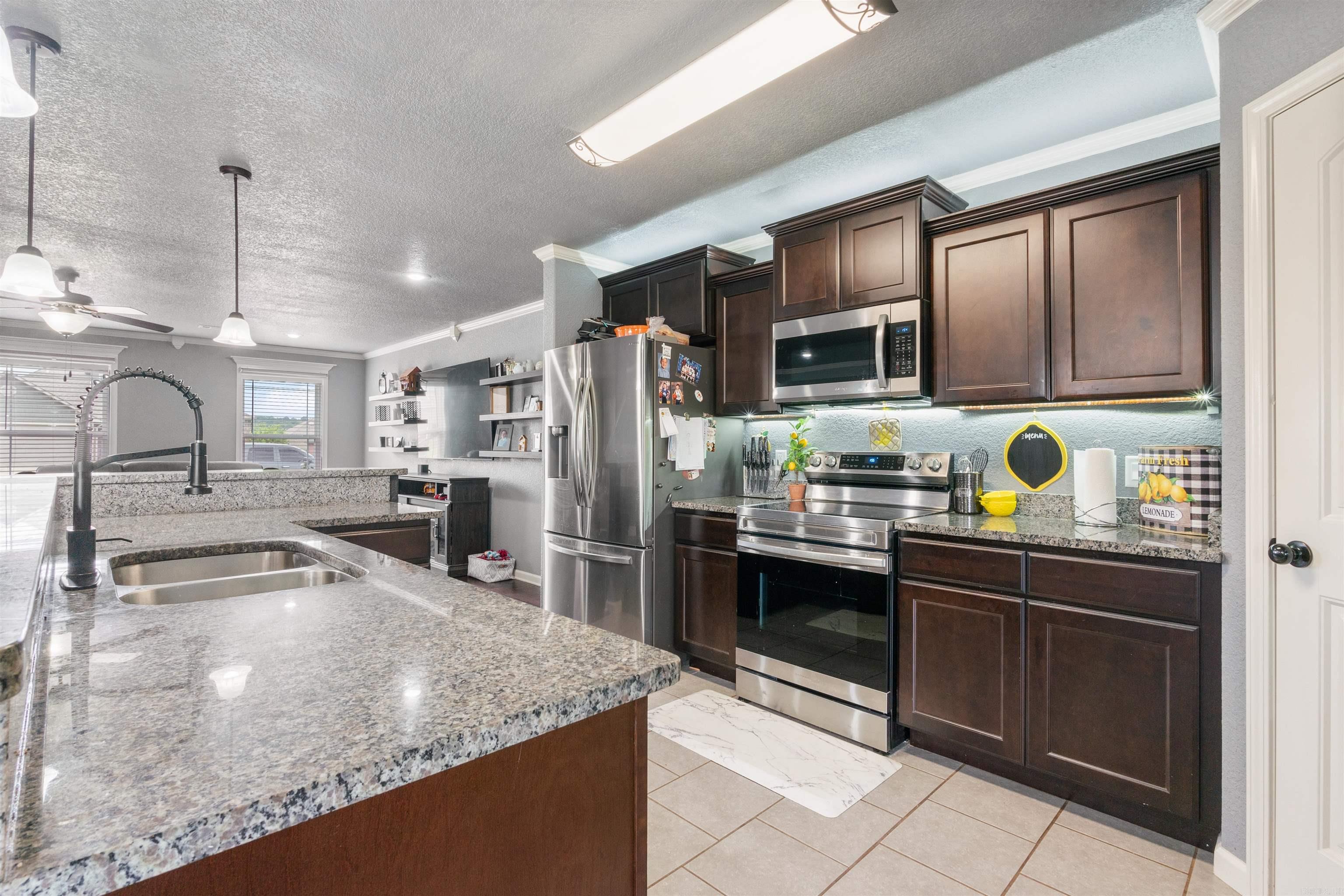 2800 Plateau Drive Property Photo 12