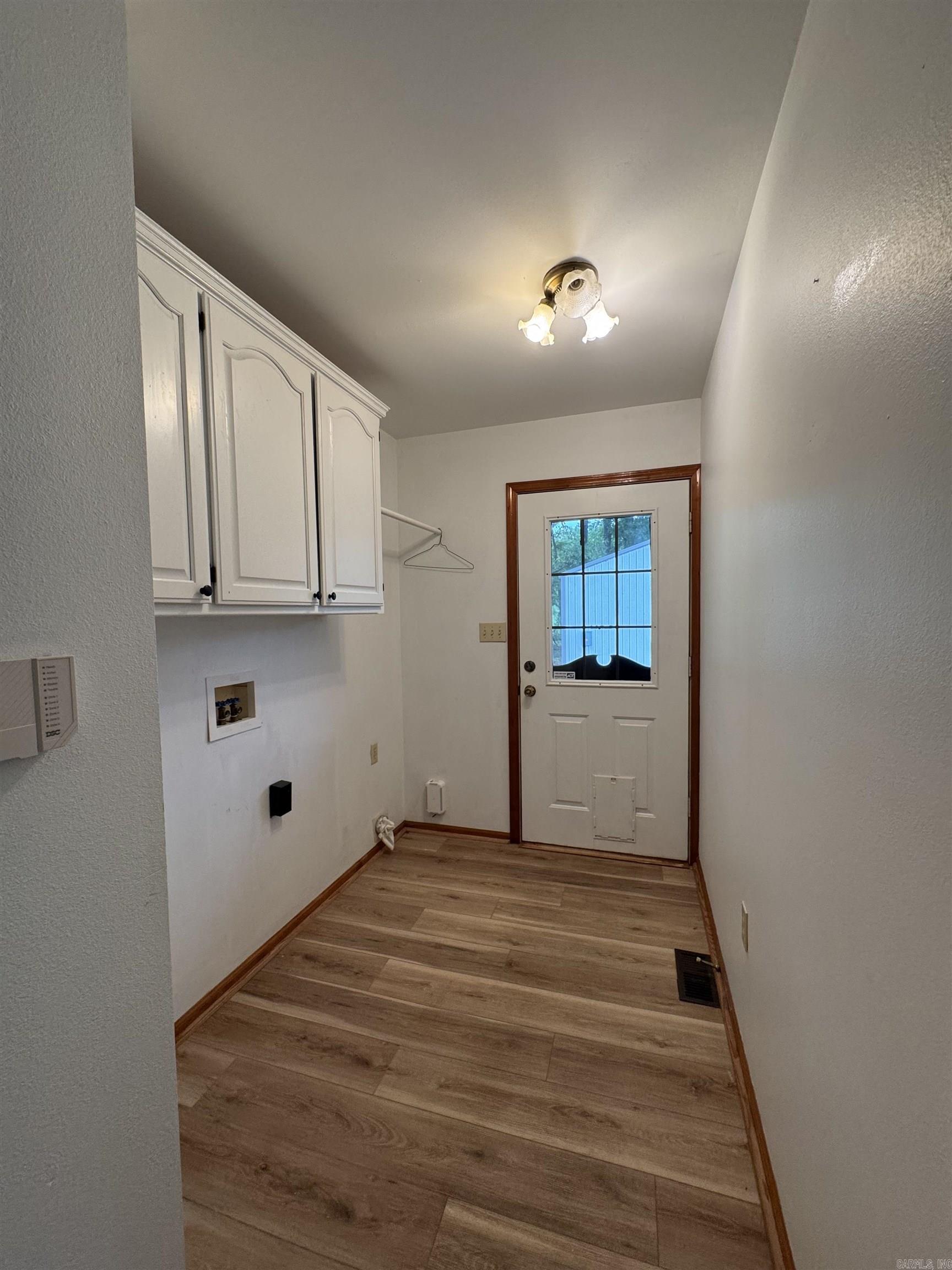 2825 Hwy 35n Property Photo 10