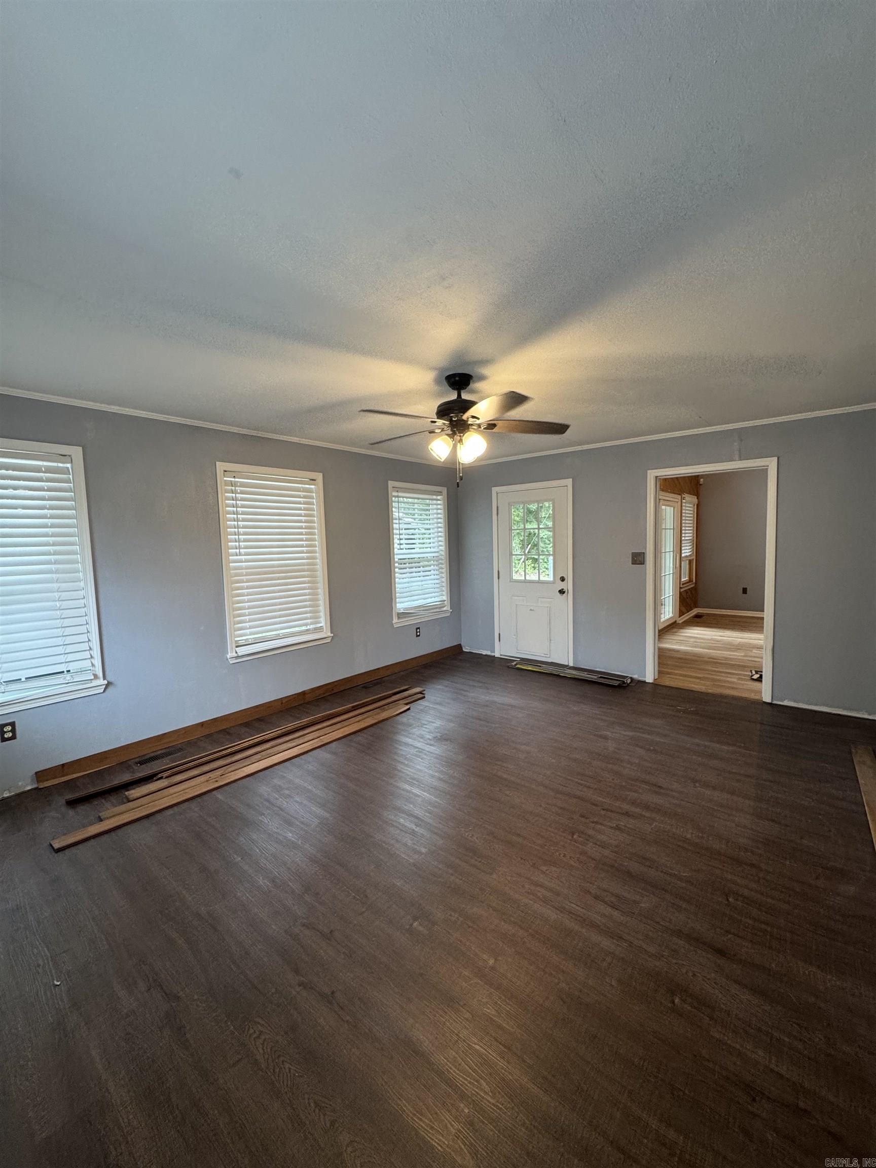 2825 Hwy 35n Property Photo 14