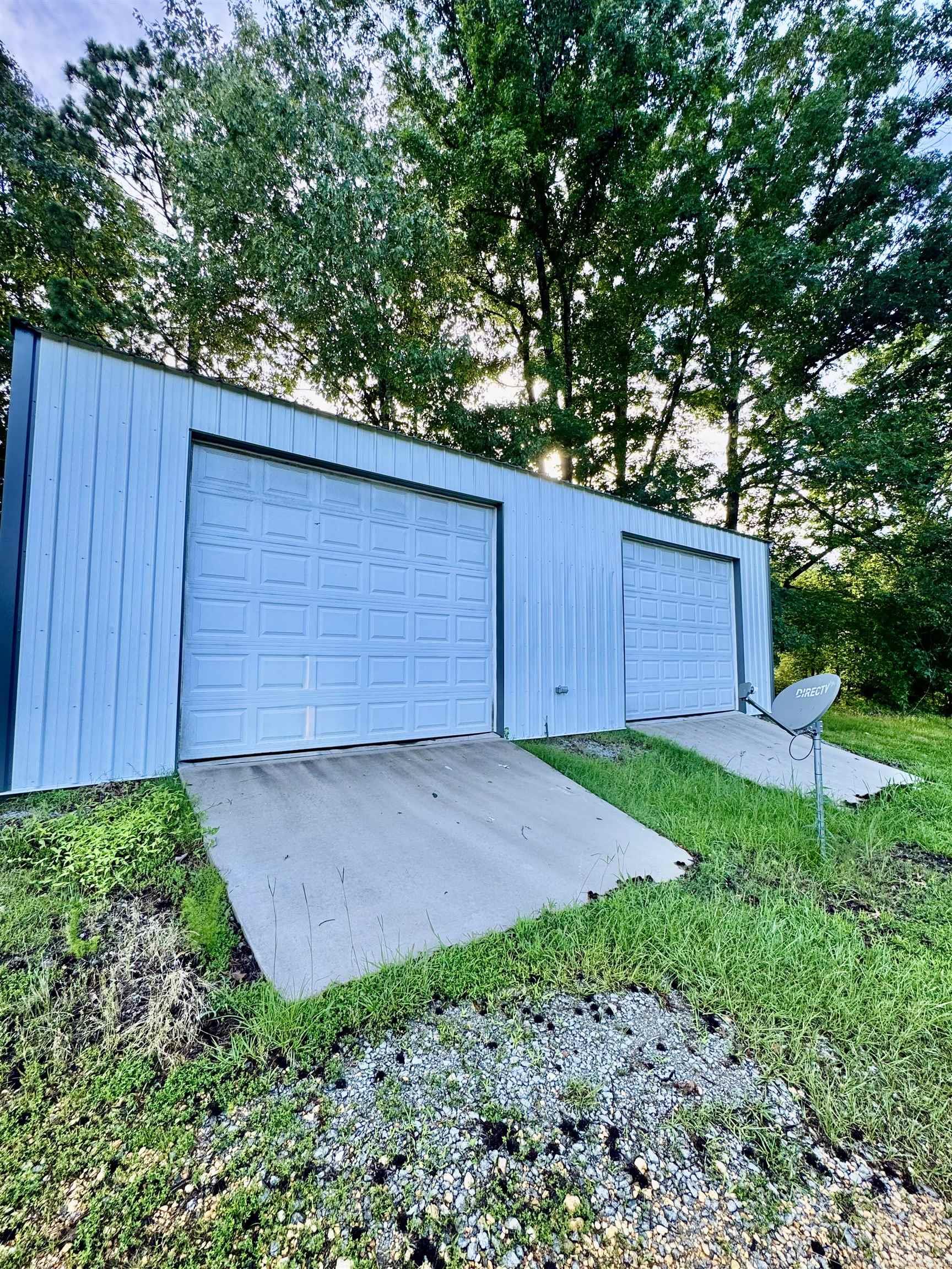2825 Hwy 35n Property Photo 32