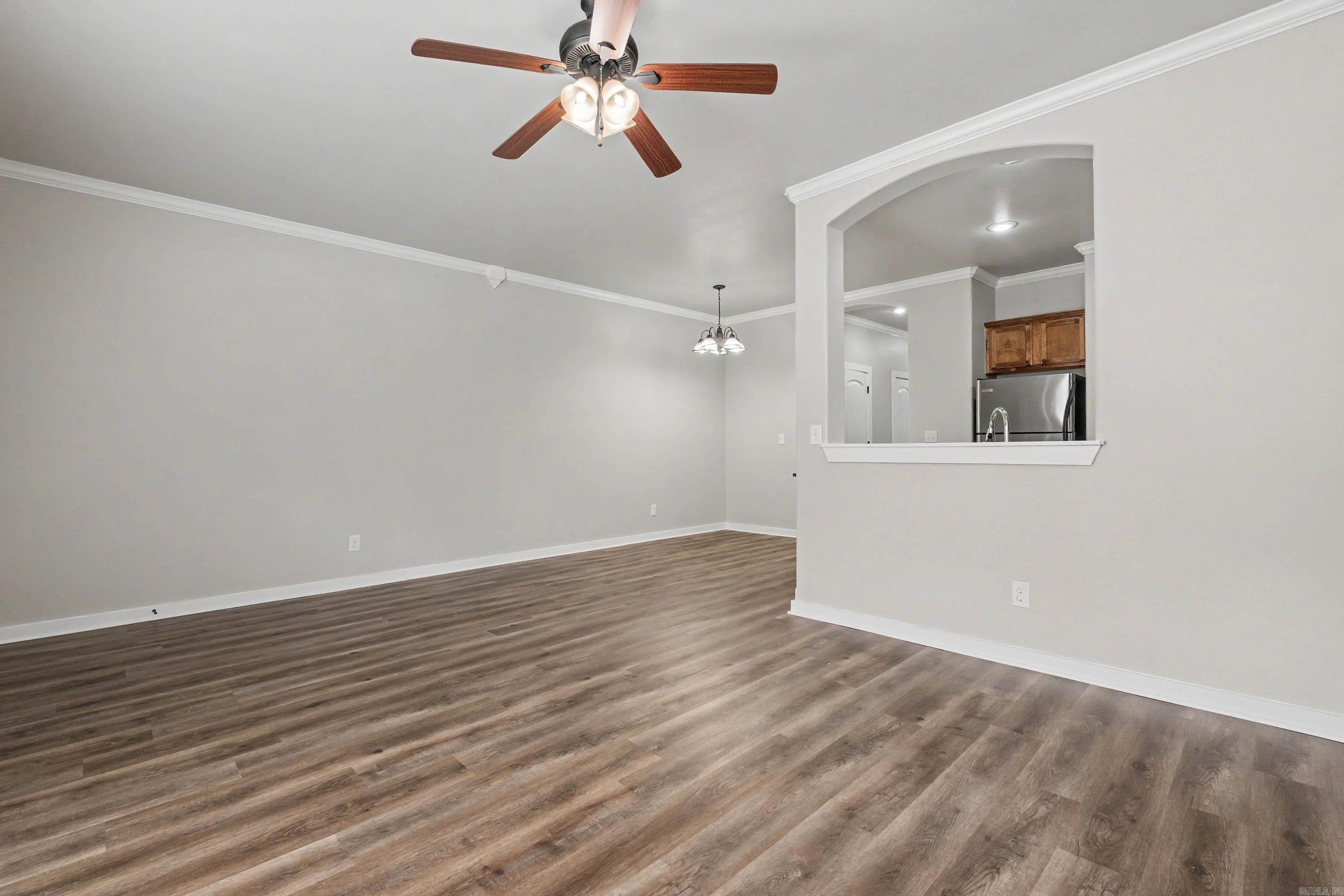101 Venezia Property Photo 6