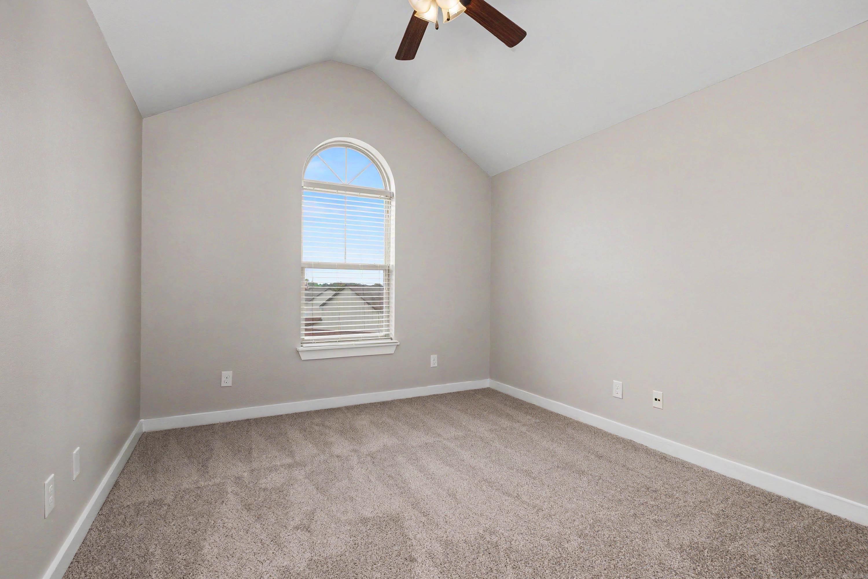 101 Venezia Property Photo 22