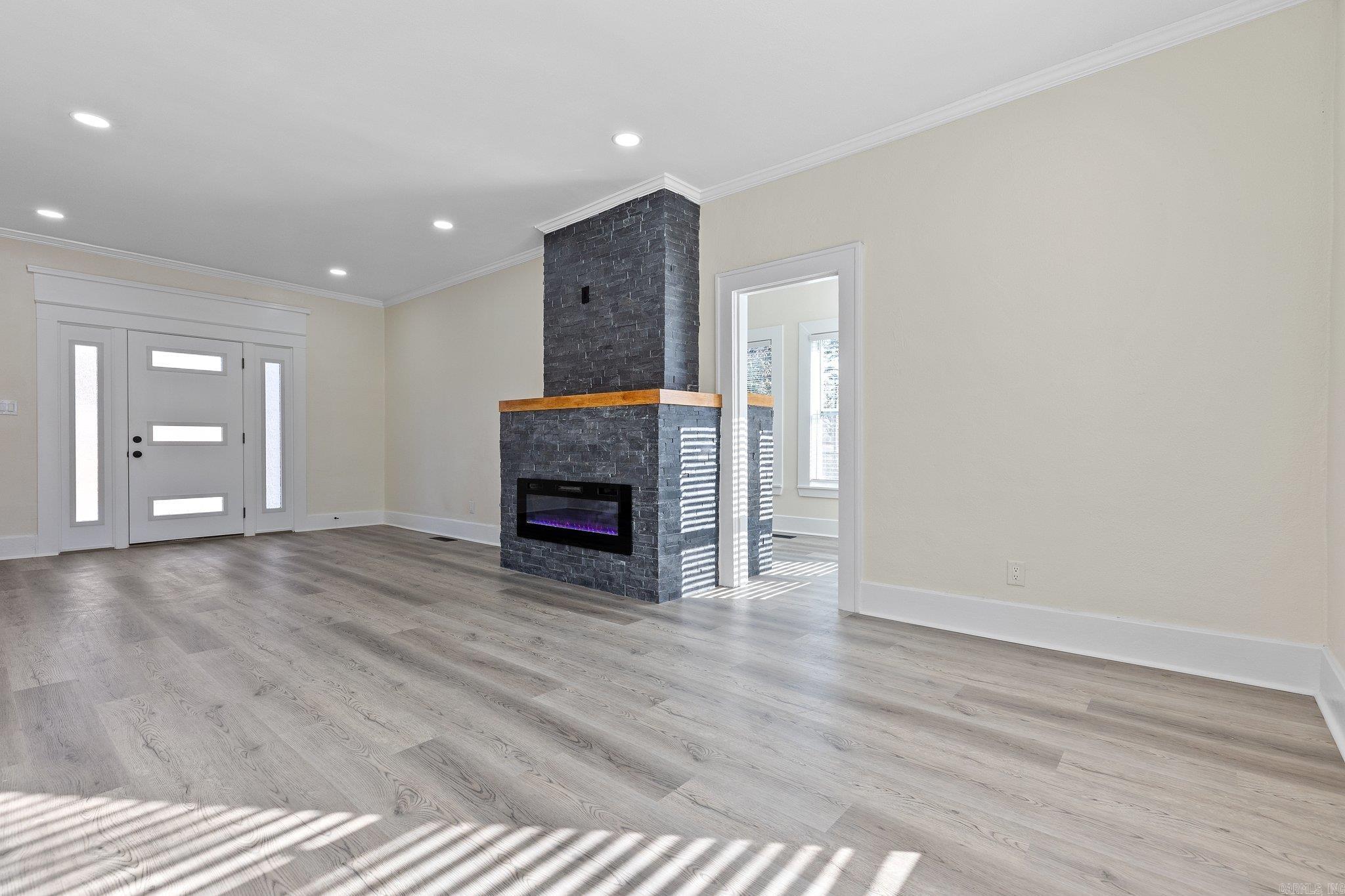 3415 Kavanaugh Boulevard Property Photo 6