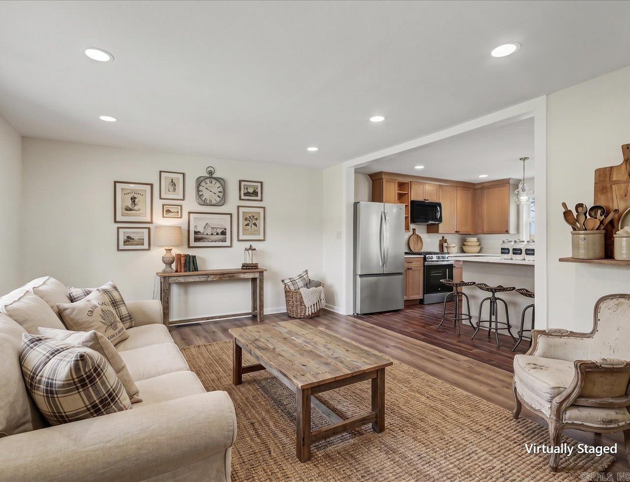 1703 Park Avenue Property Photo 10