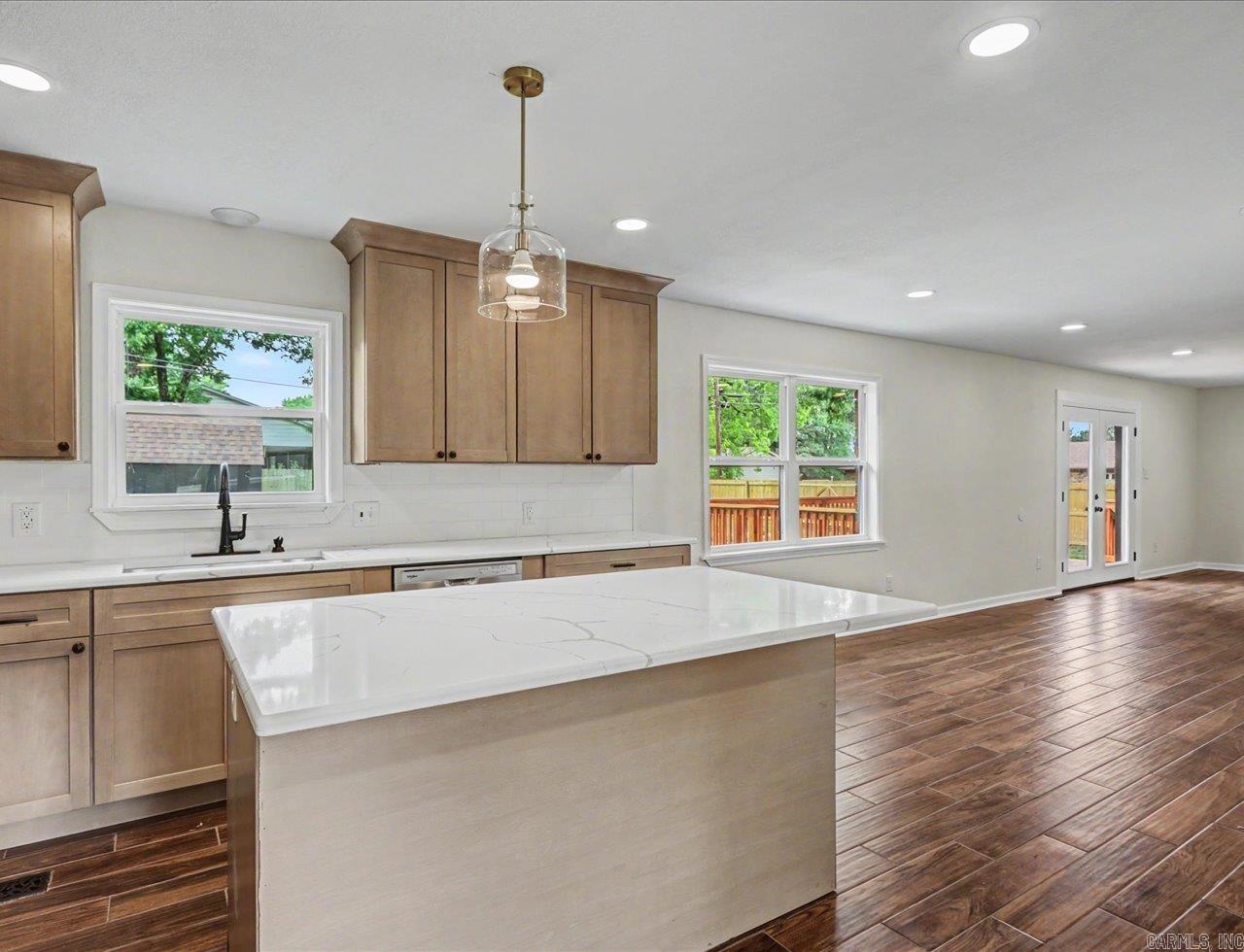 1703 Park Avenue Property Photo 15