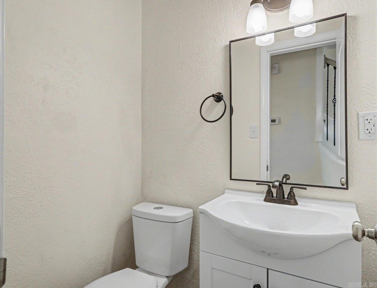 1703 Park Avenue Property Photo 31