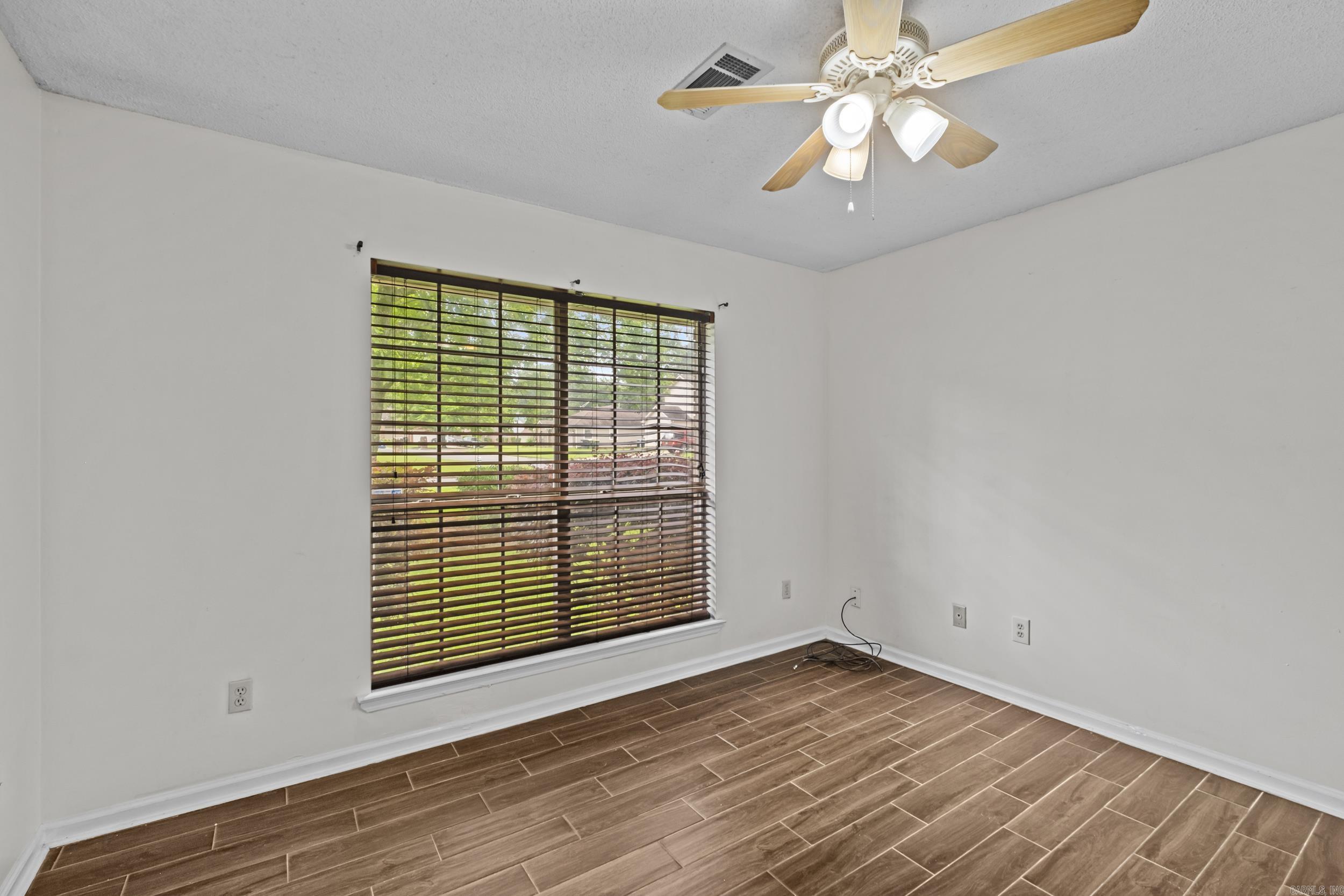 2402 Austin Oaks Drive Property Photo 22