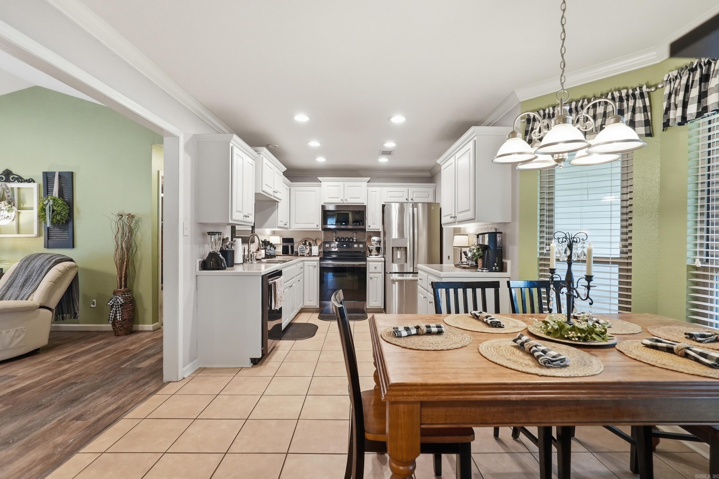 63 Horton Hills Drive Property Photo 11
