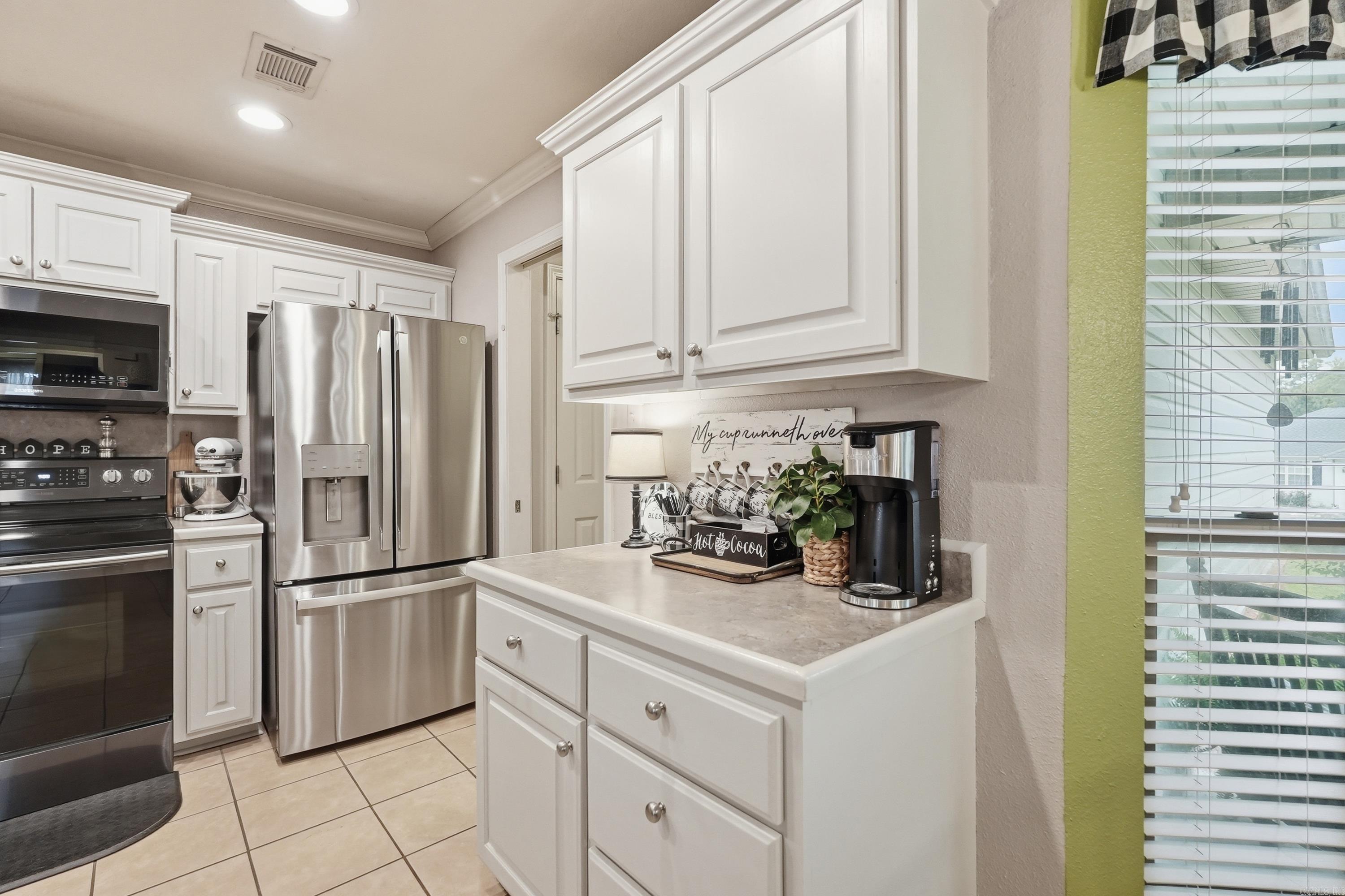 63 Horton Hills Drive Property Photo 14