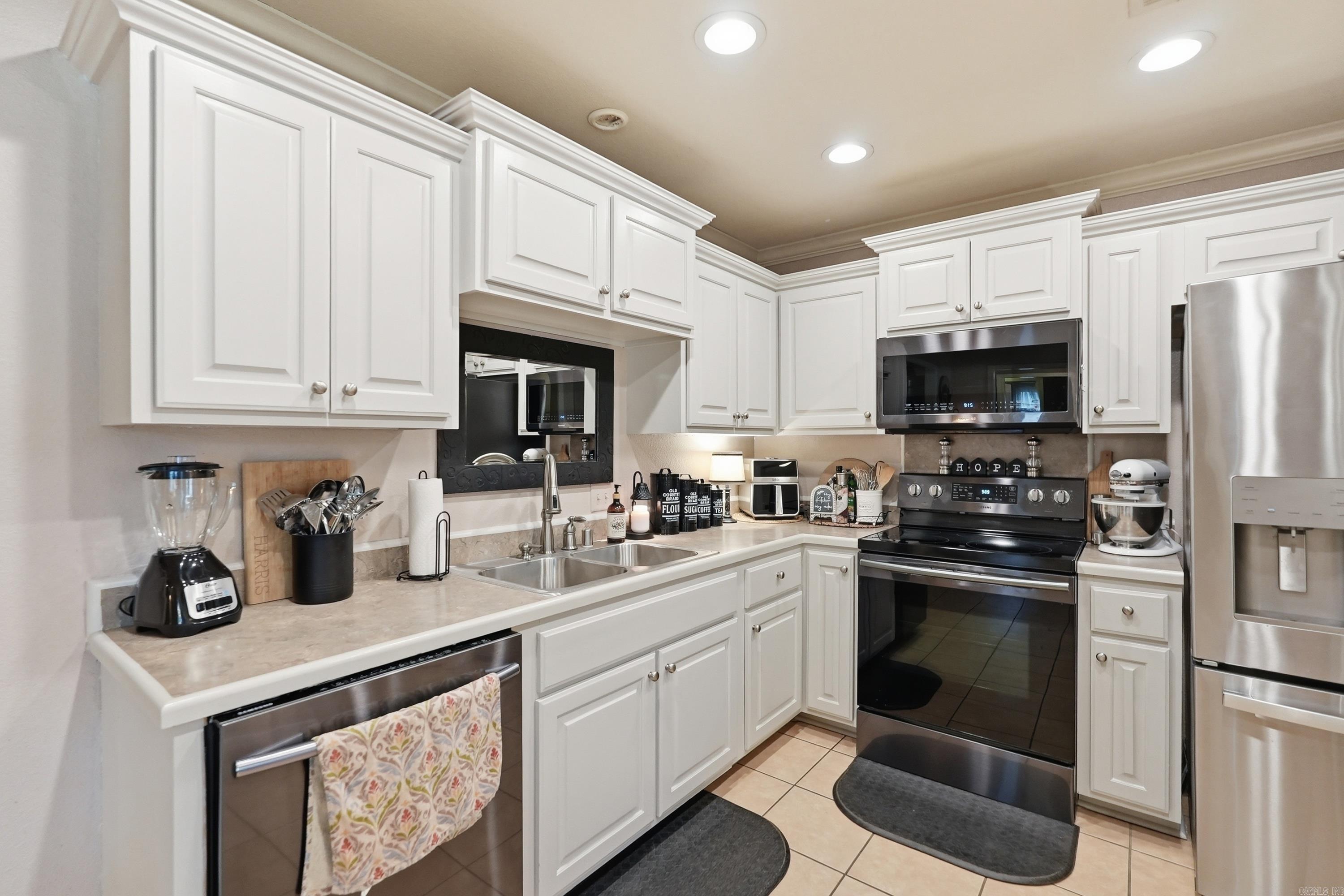 63 Horton Hills Drive Property Photo 15