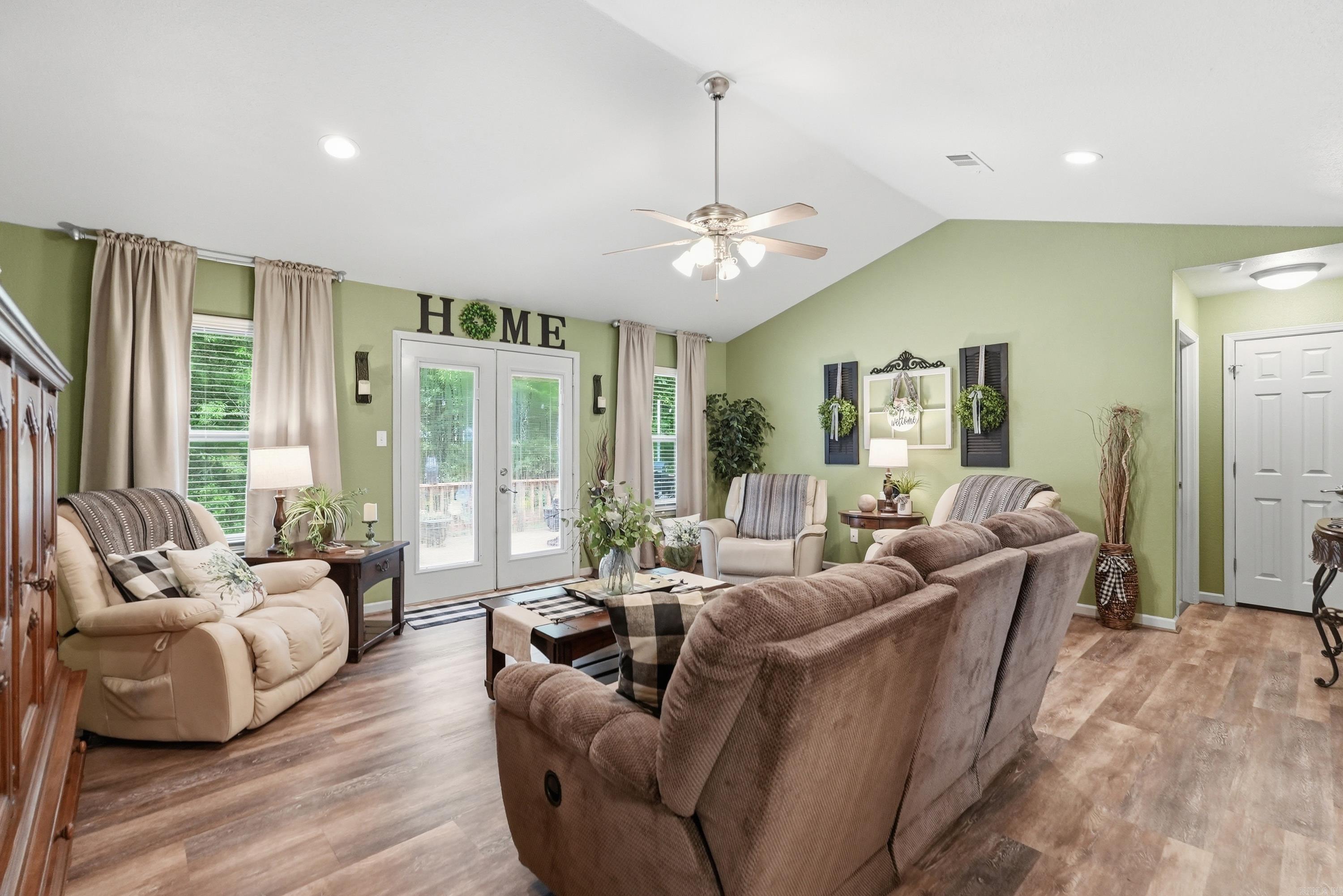 63 Horton Hills Drive Property Photo 21