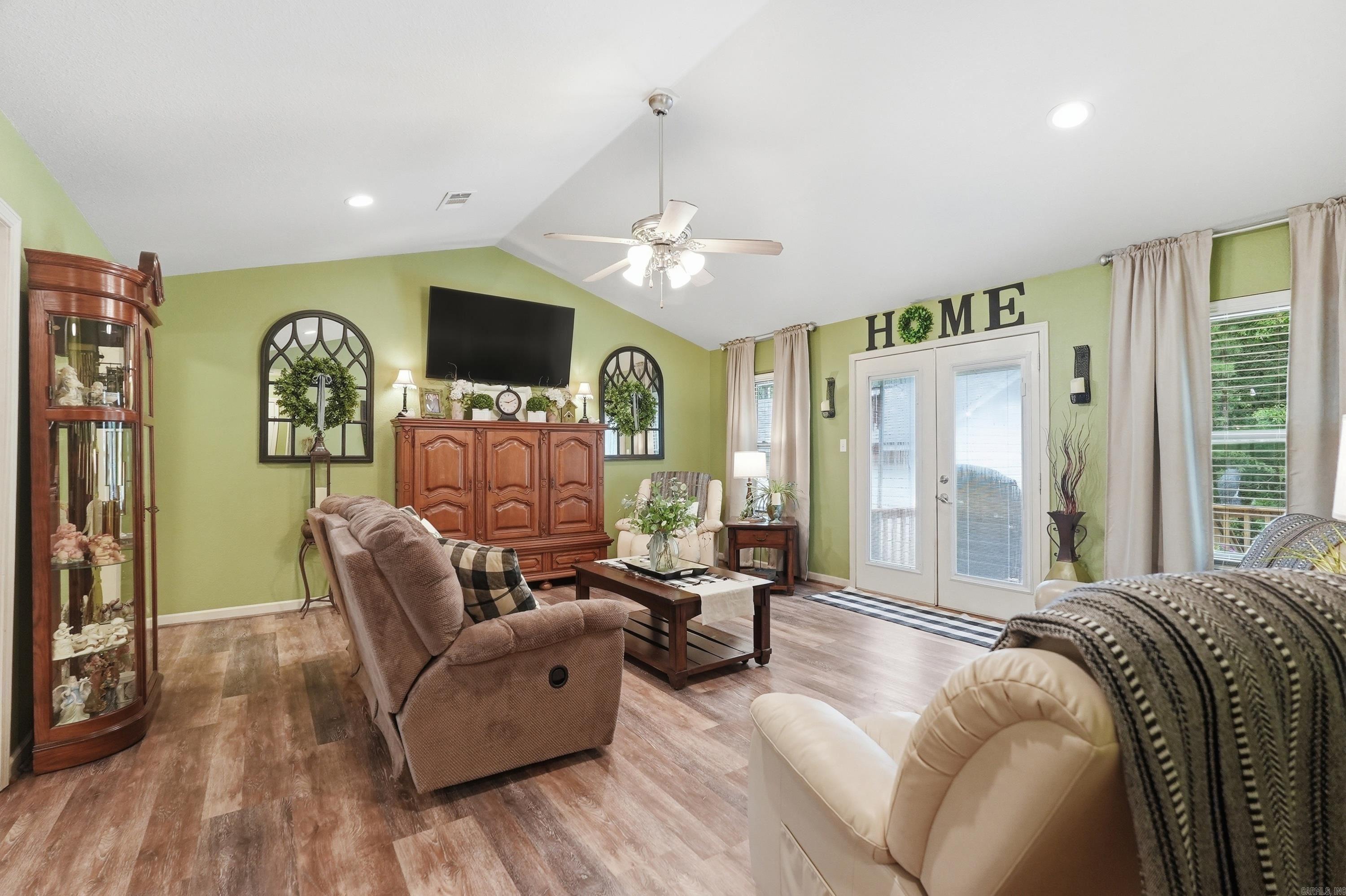 63 Horton Hills Drive Property Photo 23