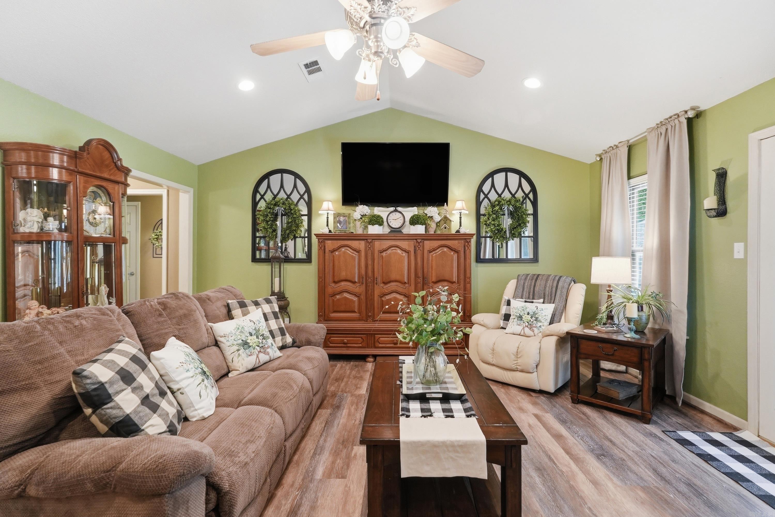 63 Horton Hills Drive Property Photo 24