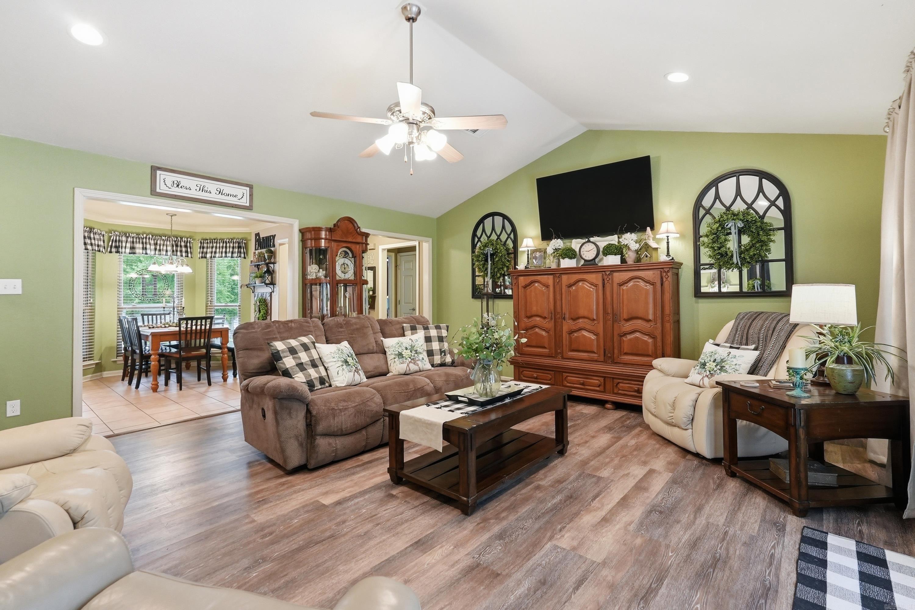 63 Horton Hills Drive Property Photo 25