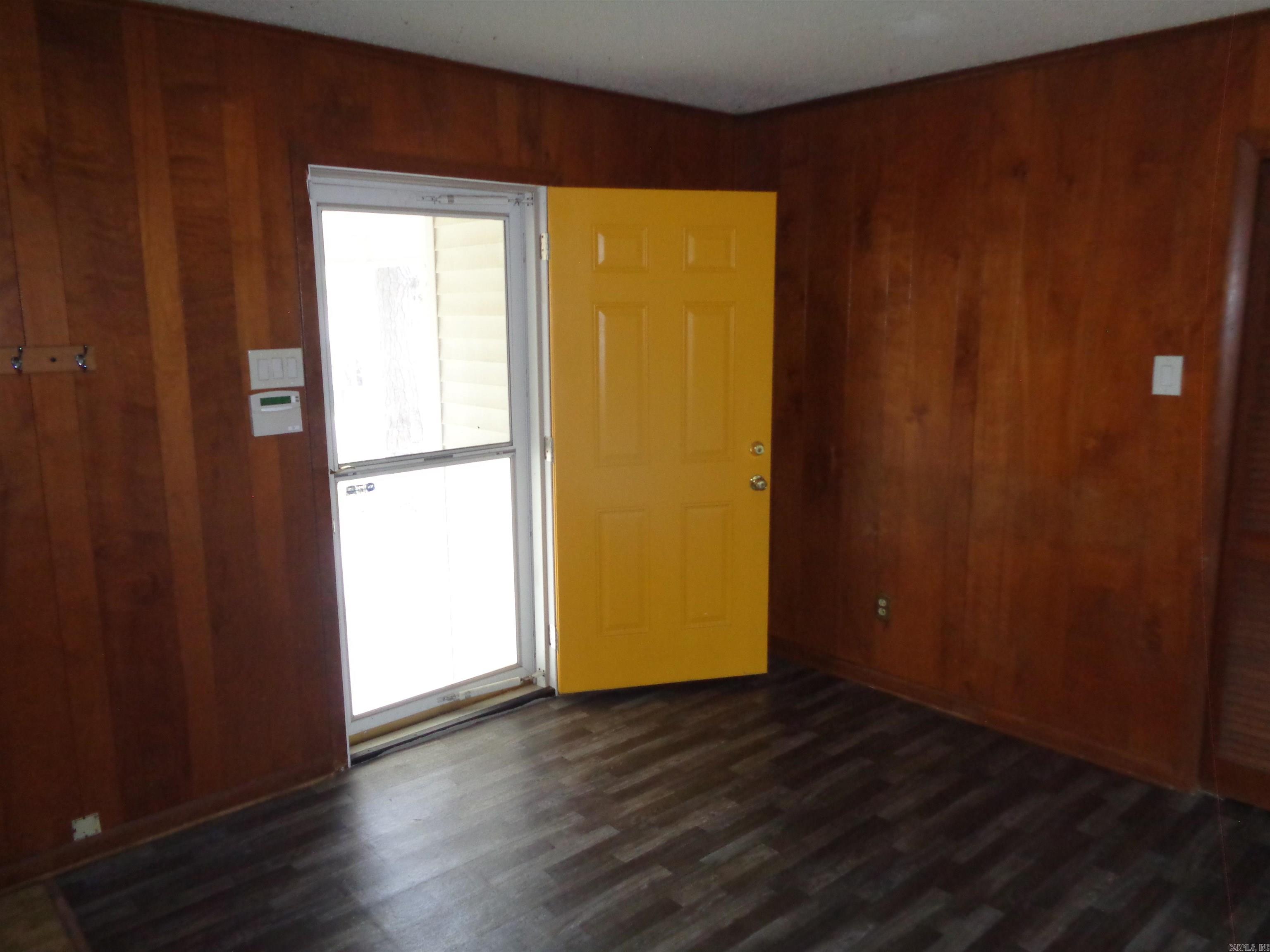 1515 E Twin Lakes Drive Property Photo 12