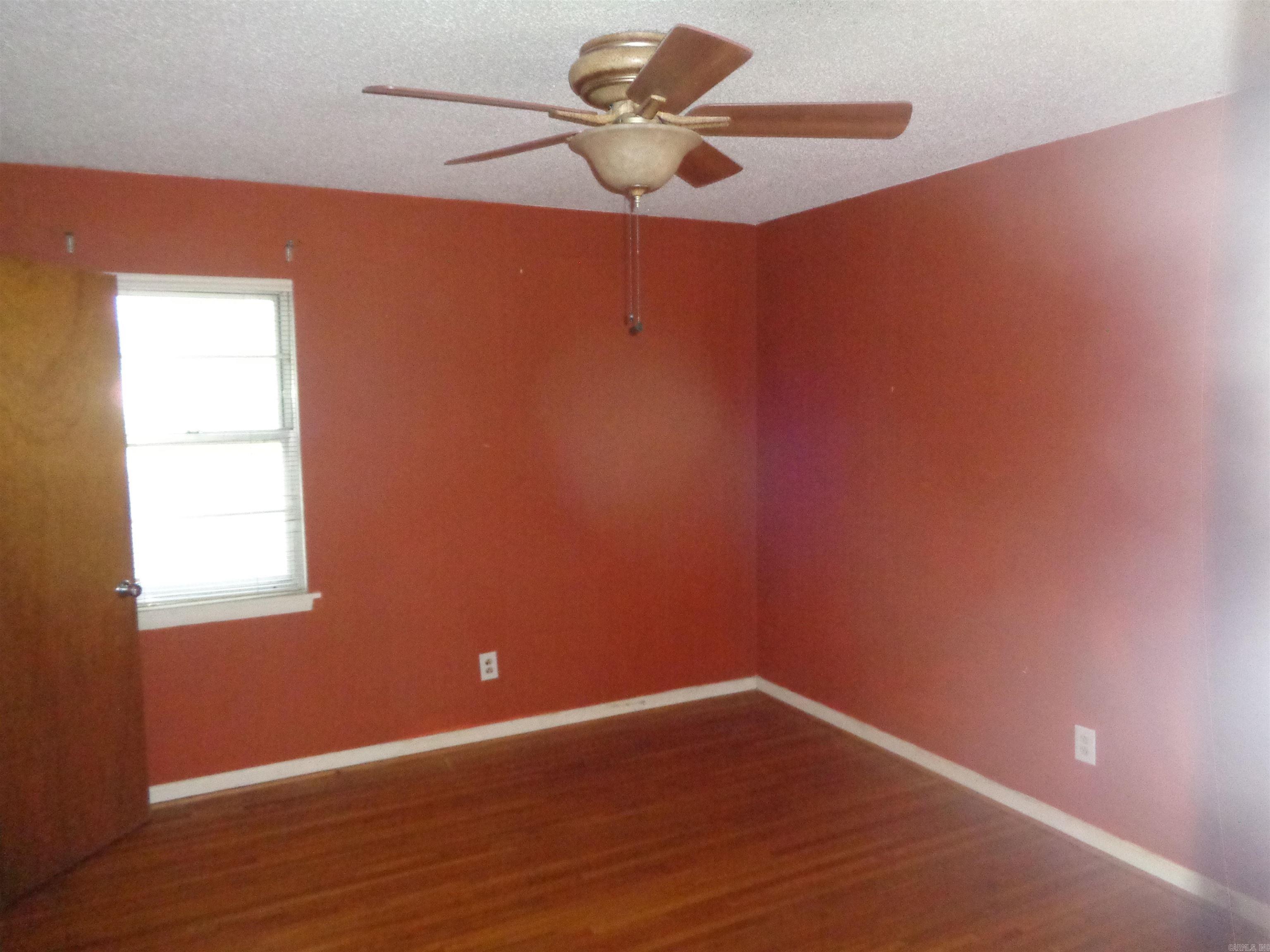 1515 E Twin Lakes Drive Property Photo 19