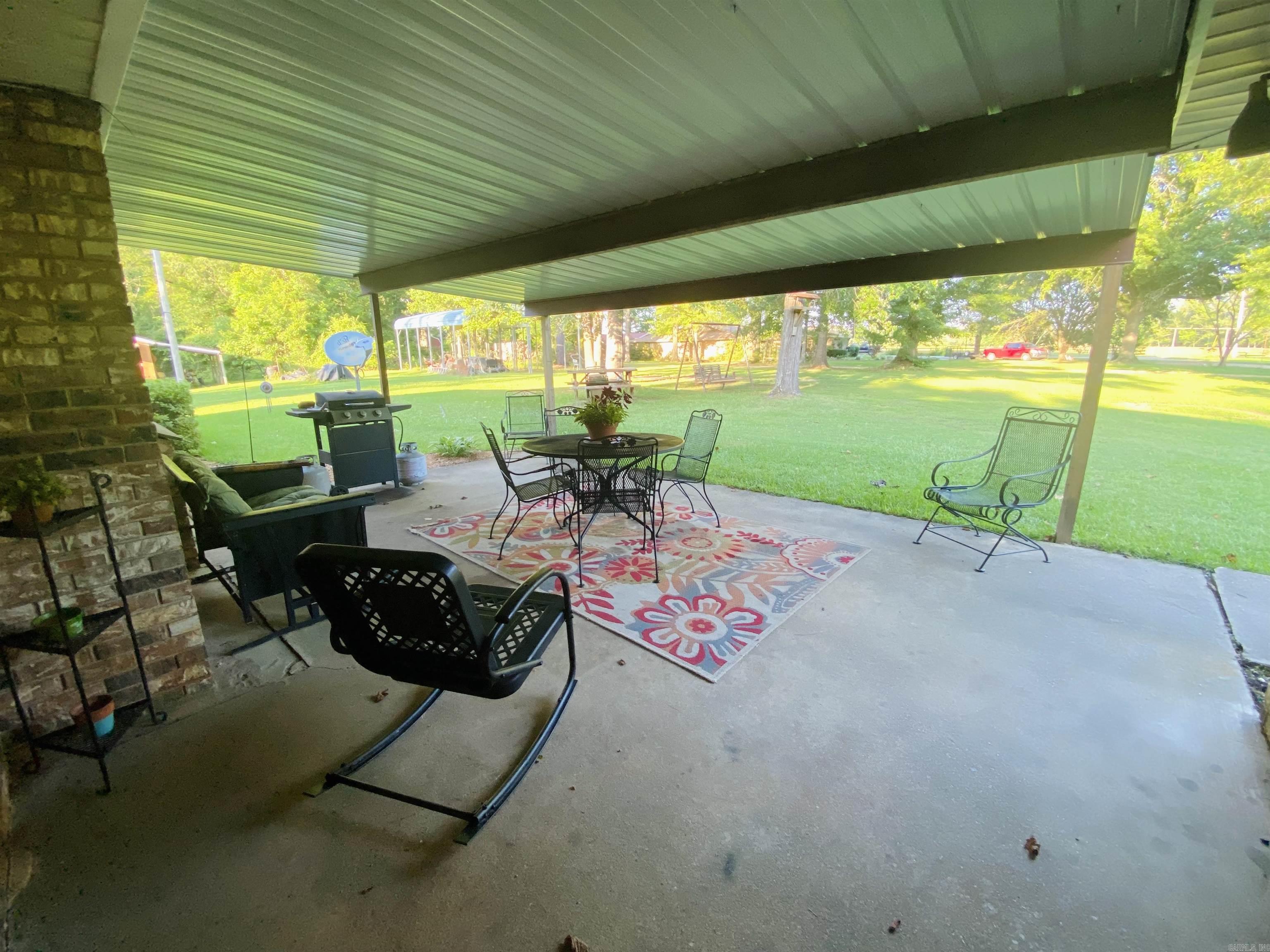 113 Lydia Property Photo 5