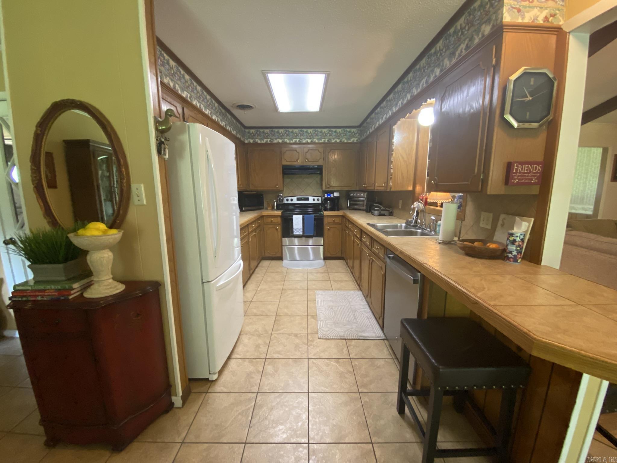113 Lydia Property Photo 18