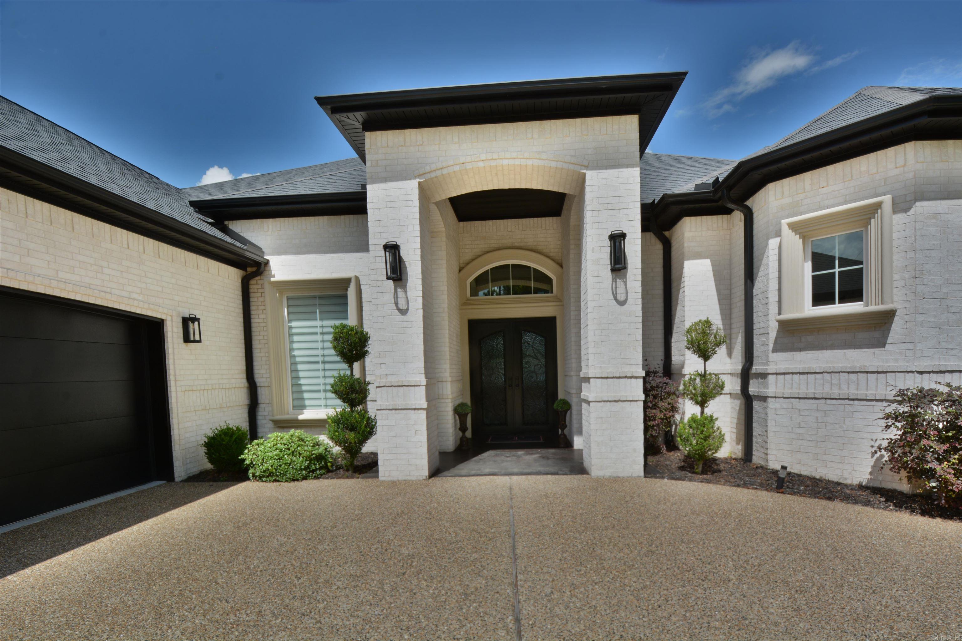 228 Mcdonald Loop Property Photo 8