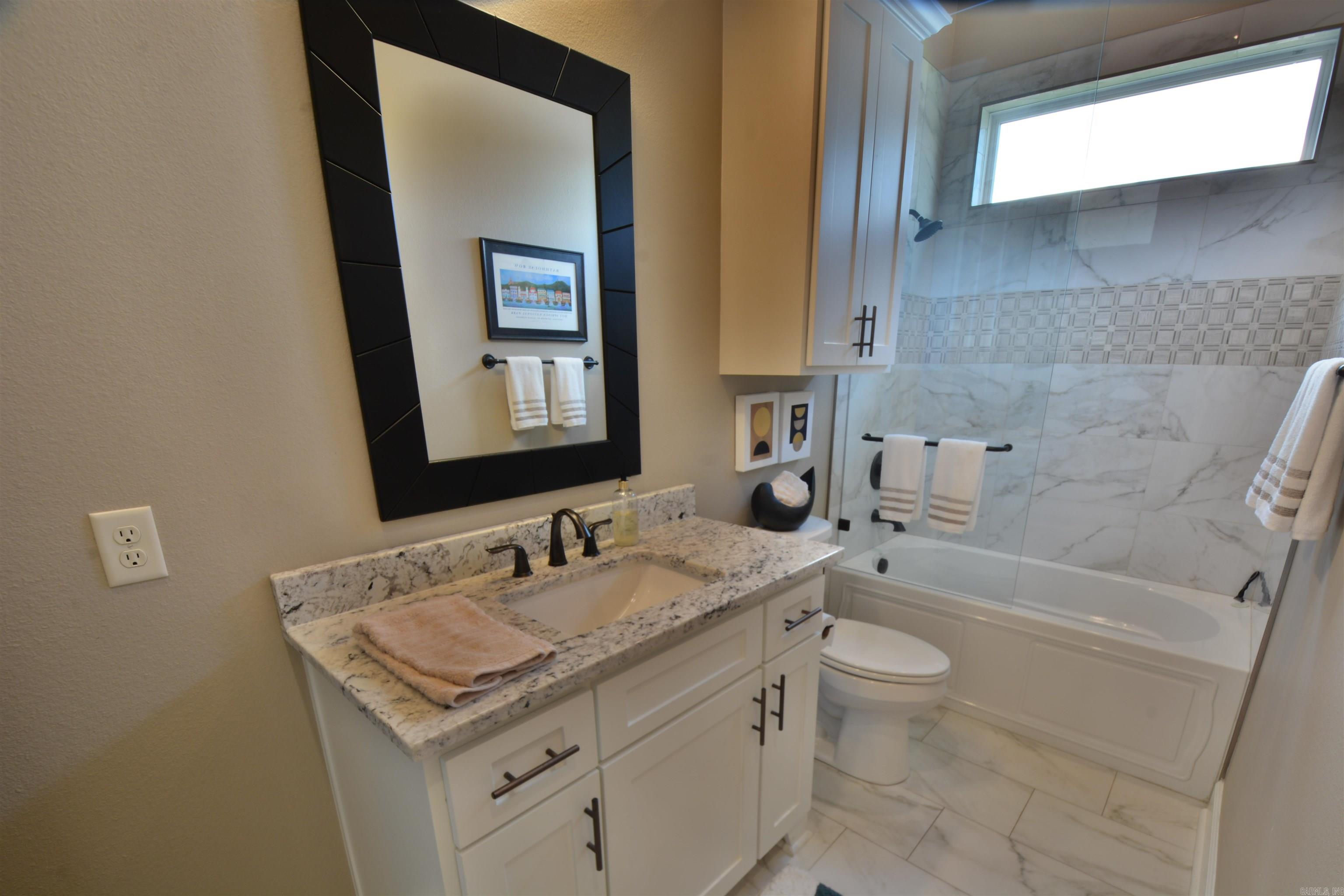 228 Mcdonald Loop Property Photo 28