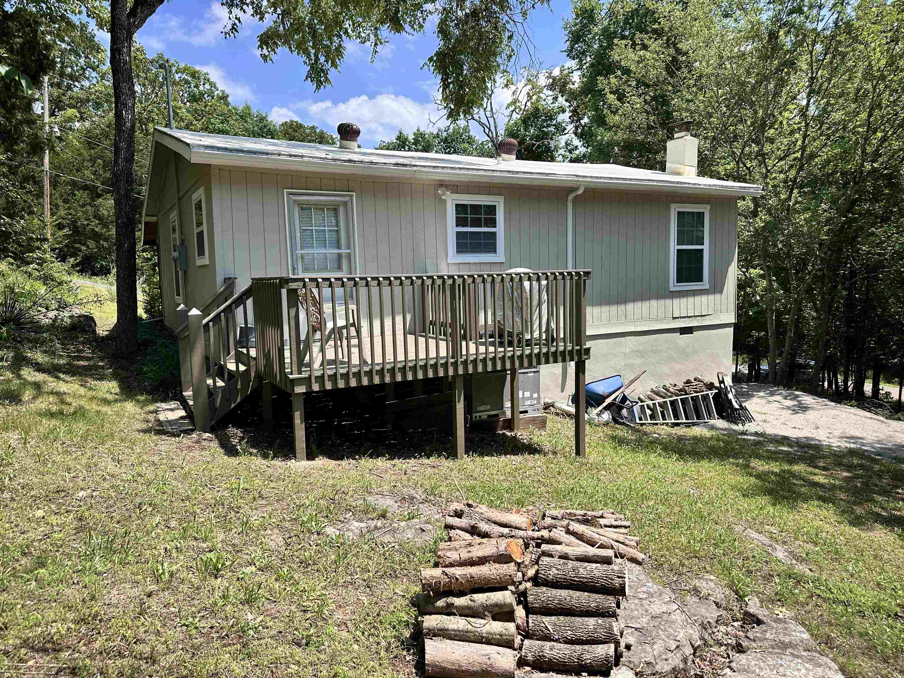 26 Quapaw Drive Property Photo 5