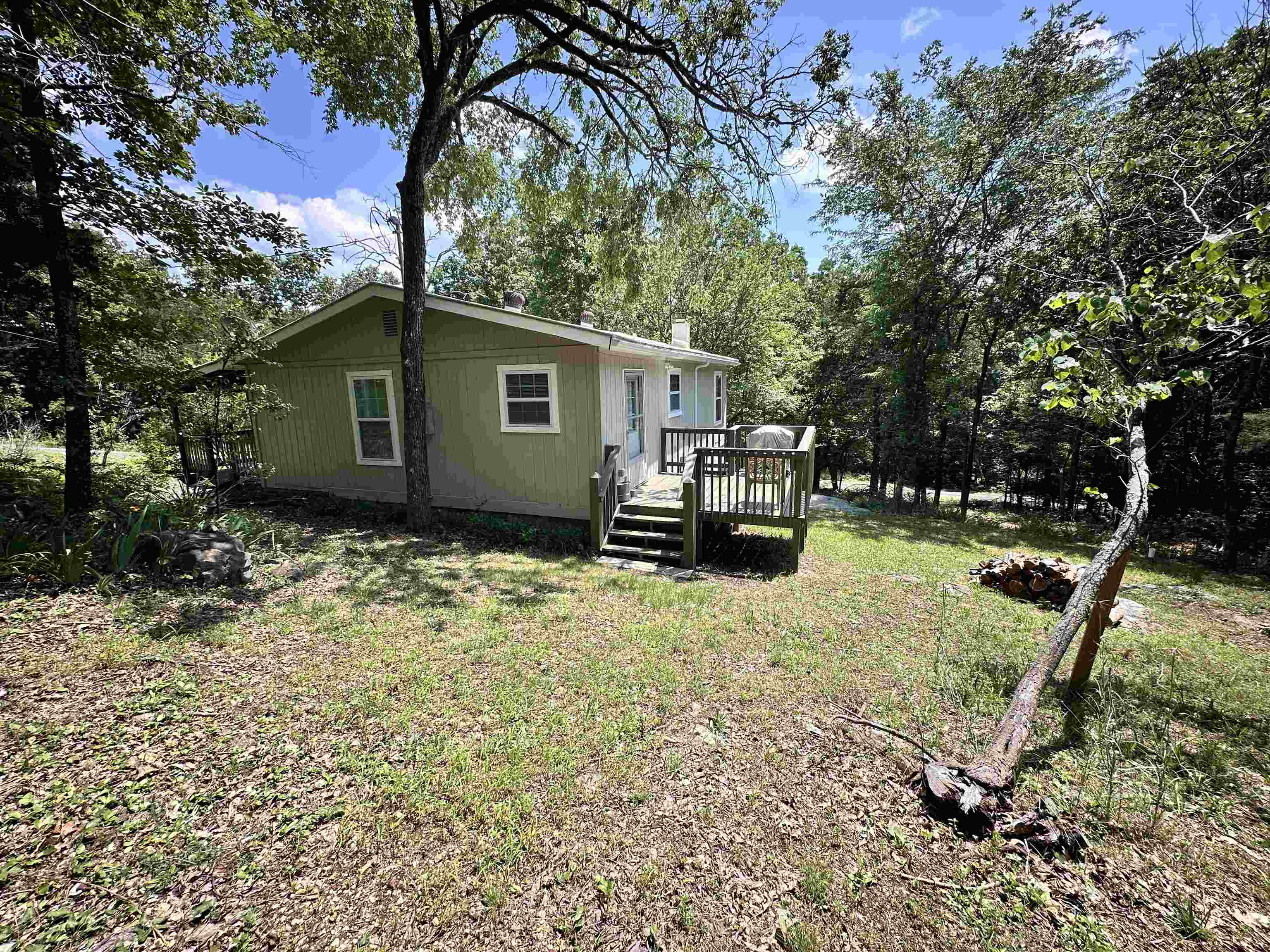 26 Quapaw Drive Property Photo 7