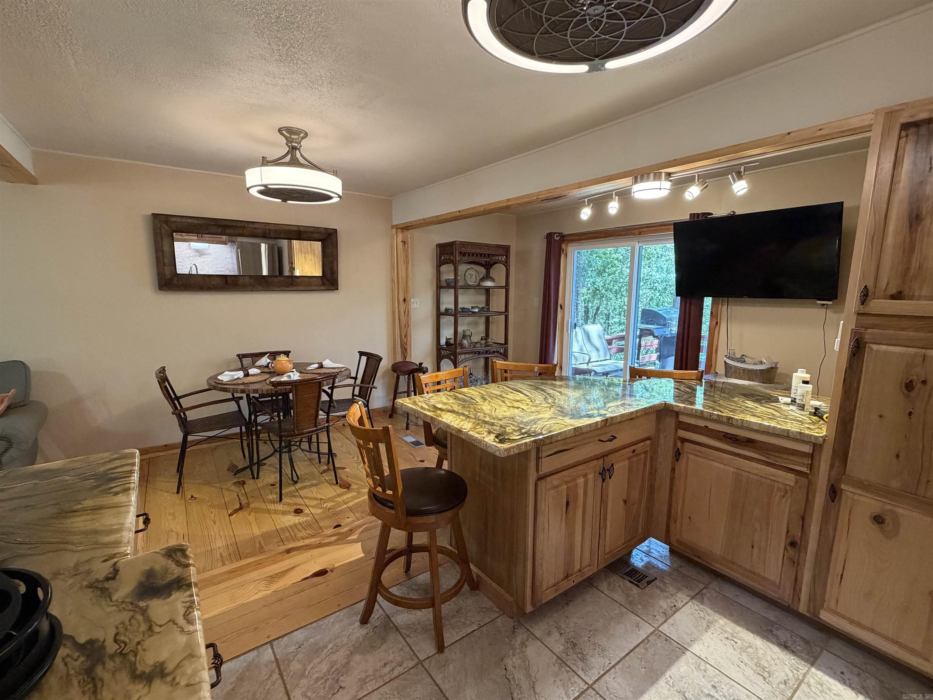 118 Cedar Valley Rd. Property Photo 14