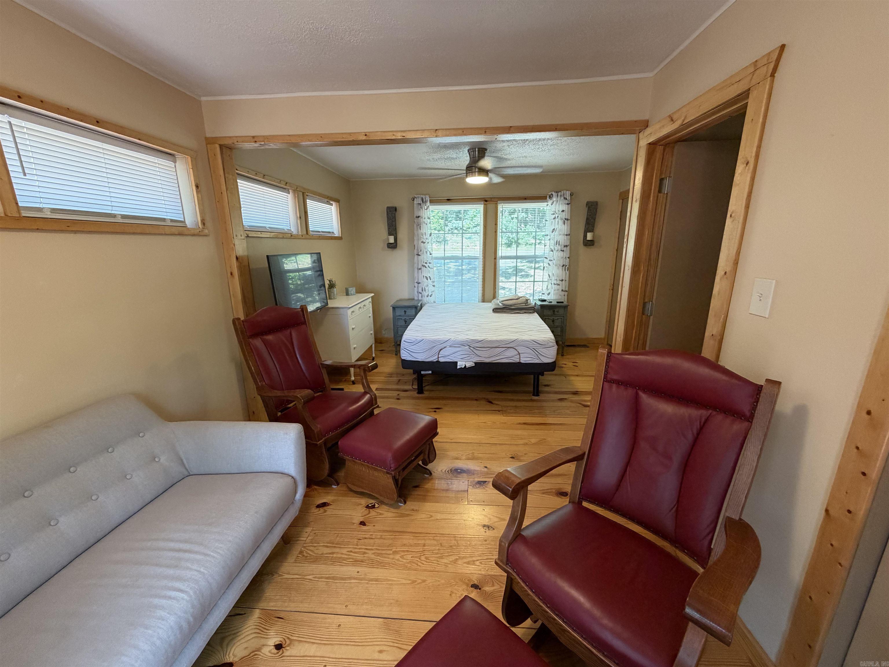 118 Cedar Valley Rd. Property Photo 18