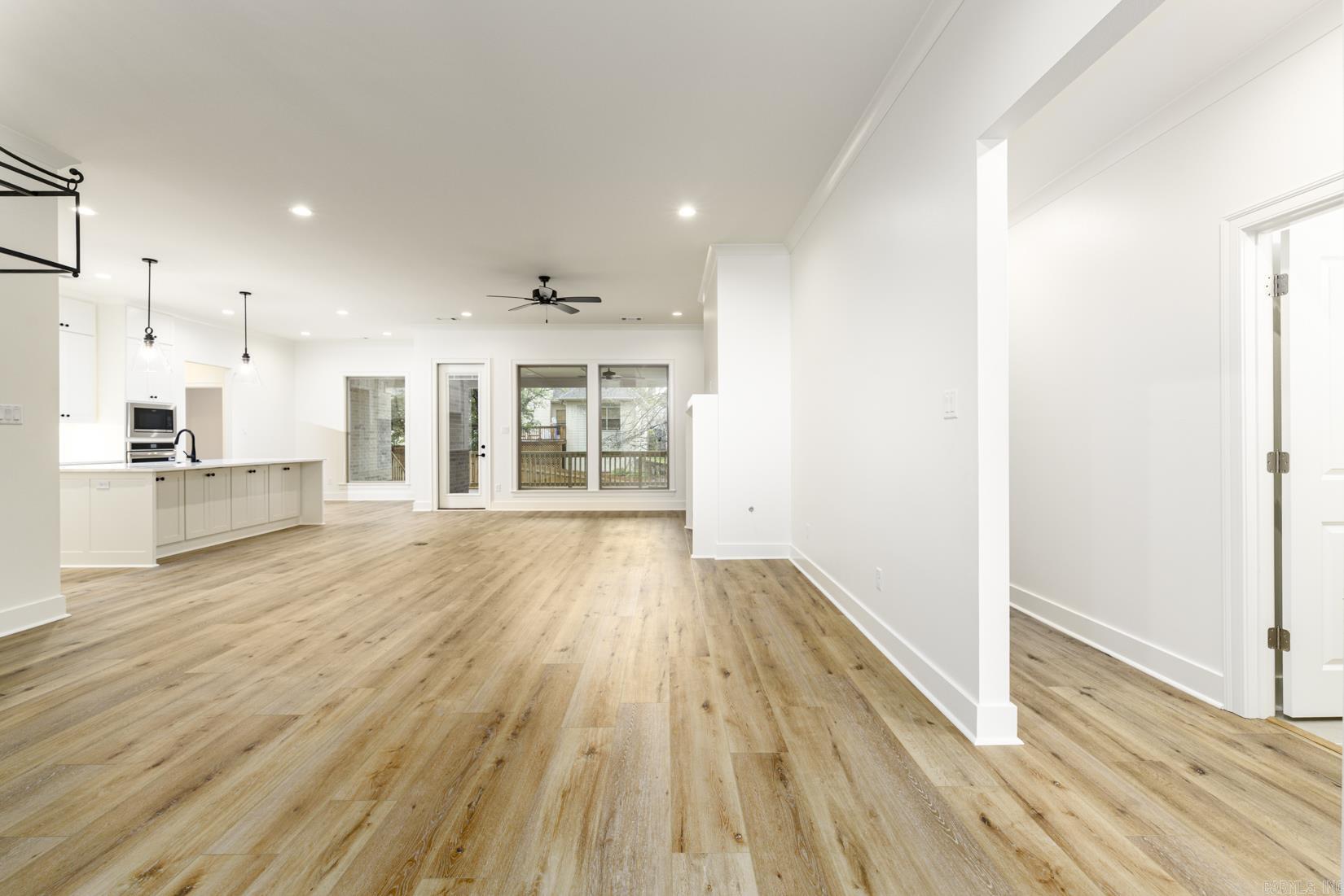 206 Trelon Circle Property Photo 3