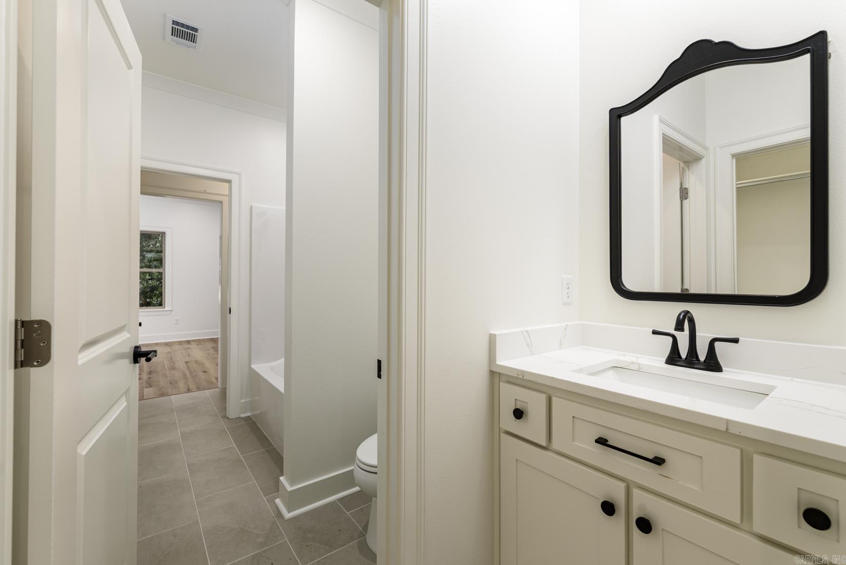 206 Trelon Circle Property Photo 29