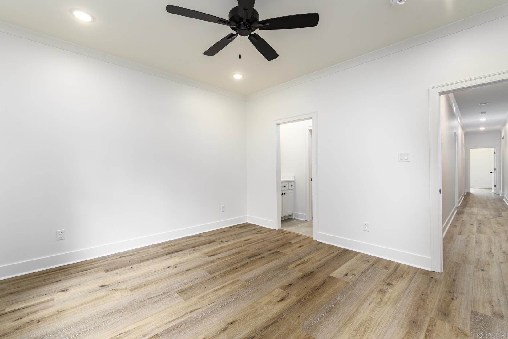206 Trelon Circle Property Photo 32