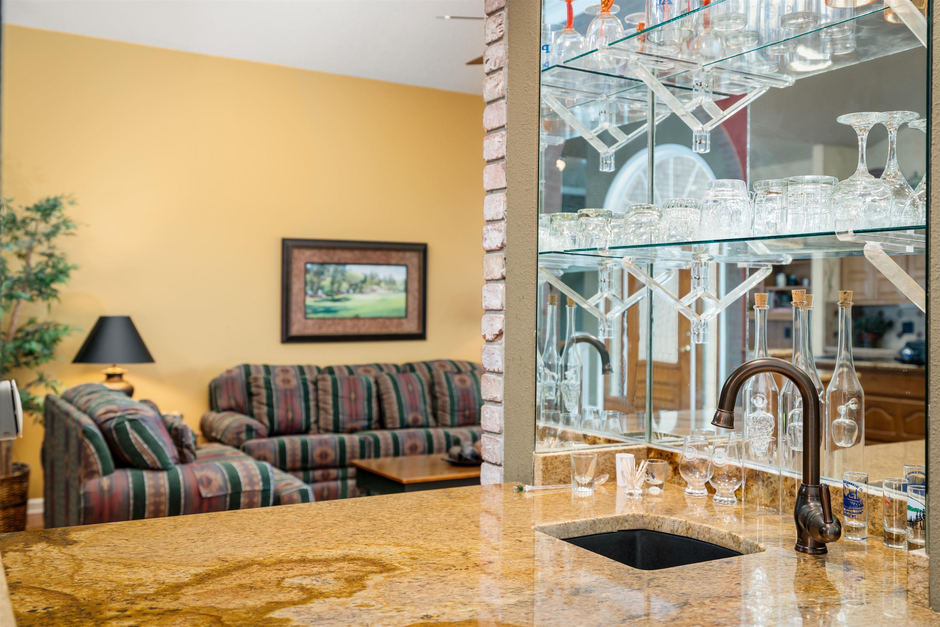 8 Guindola Circle Property Photo 12